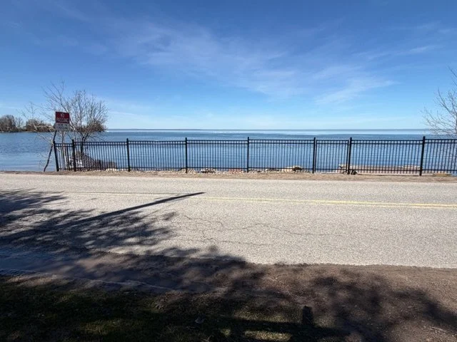 Custom fence installation Fence contractors near me Fence contractor Georgina Ontario Fence contractor Lake Simcoe  