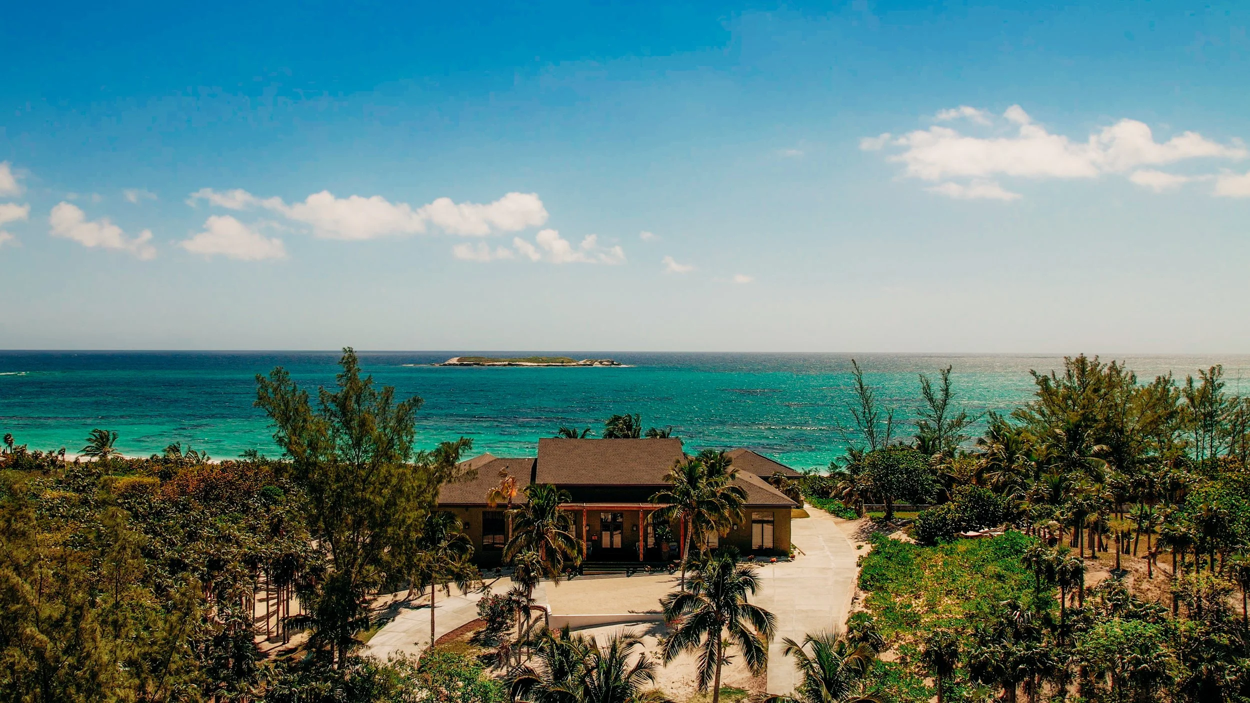 ‘Yellowbird Estate’ Bahamian Vacation Villa Exemplifies Eleuthera Island Hospitality