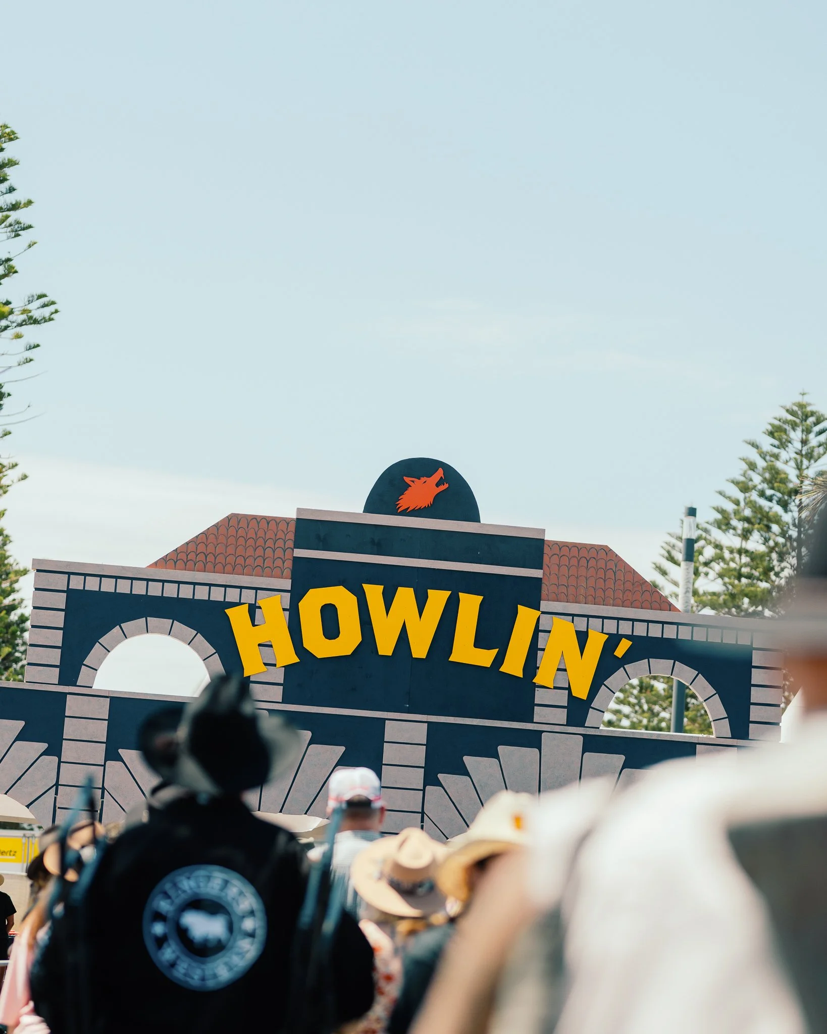 250215_MitchLowePhoto_HowlinCountry_Web-6.jpg