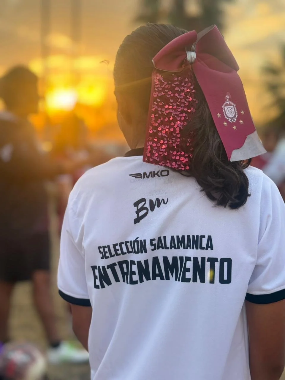 El Espejismo del Éxito: Por qué jugar "en todos lados" está frenando el fútbol femenino