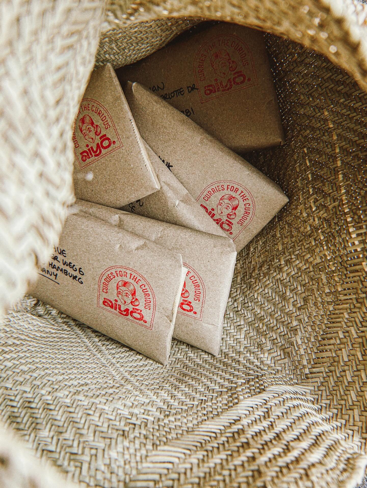 As more kitchen cupboards across Aotearoa begin to make room for Aiyō, we realised there had to be a better way to send your curries.

So somewhere between inspiration and frustration, we started making our own courier packs.

Paper outside. Paper in