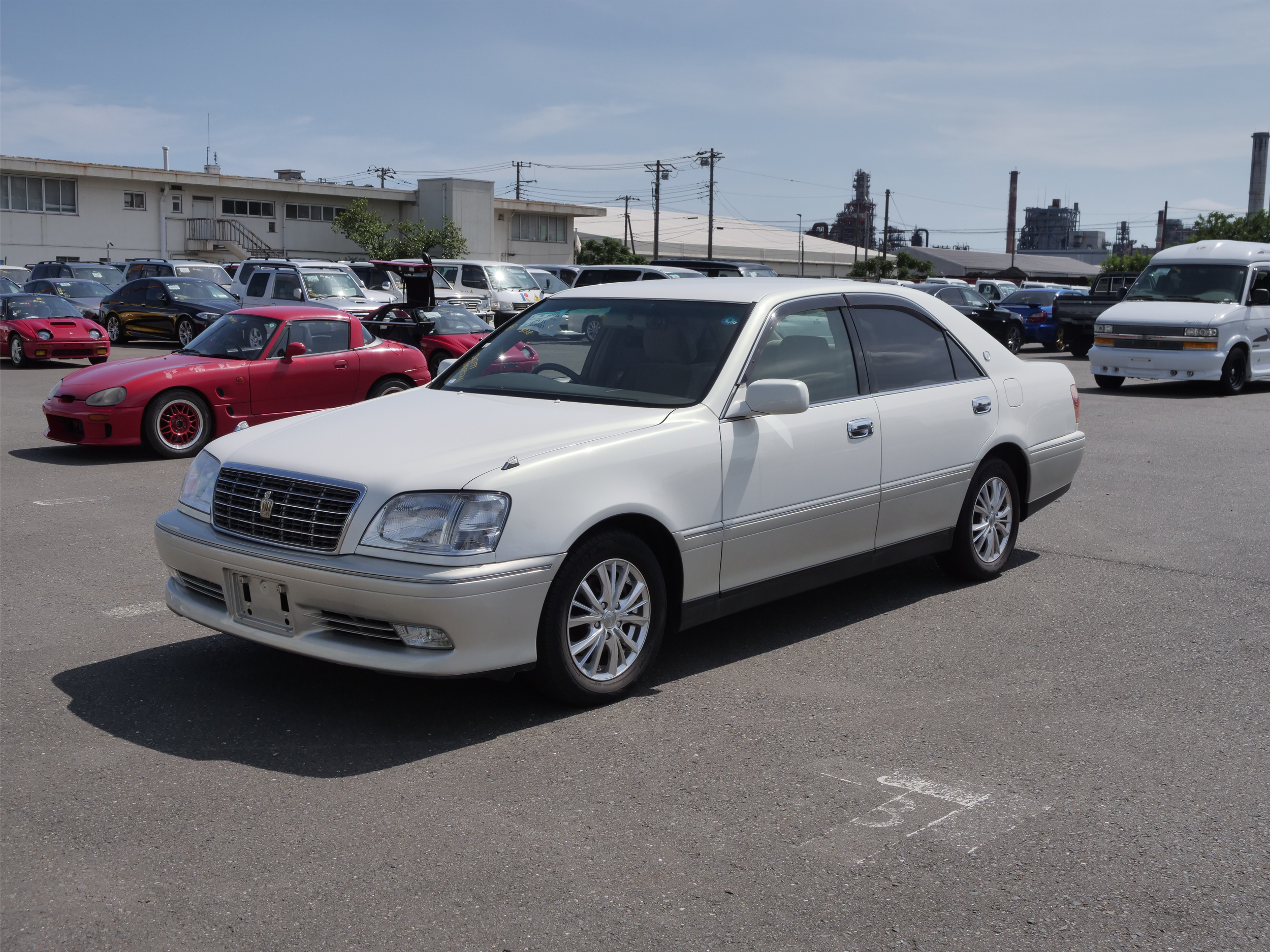 2001 Toyota crown royal saloon