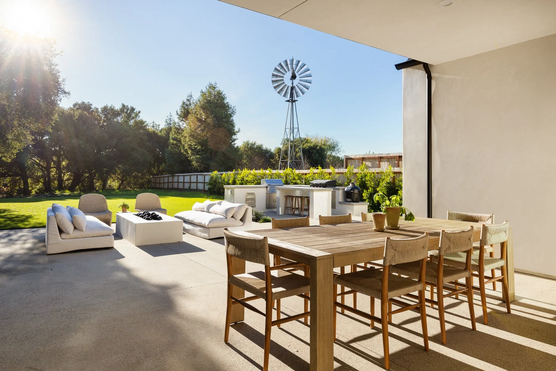 Windmill Interior-01.jpg