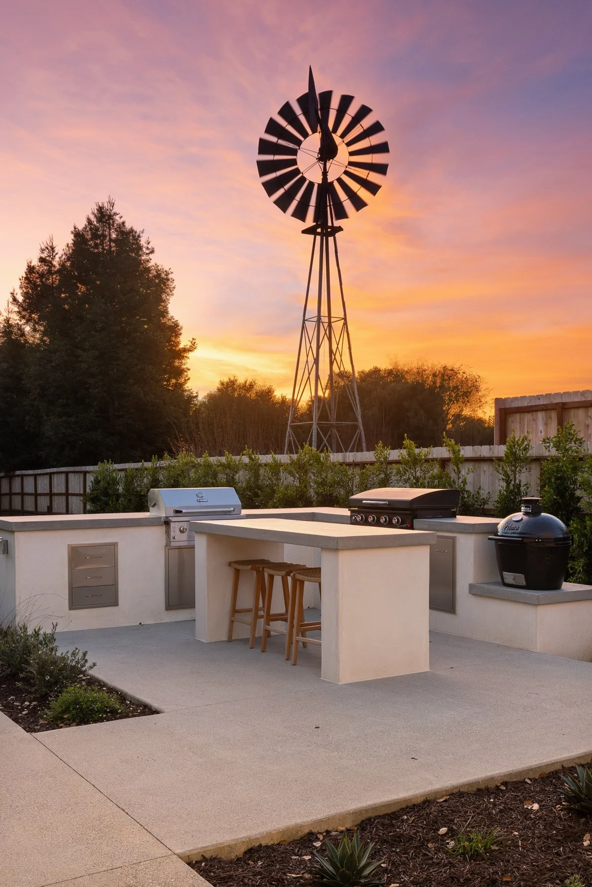 Windmill Exterior-03.jpg