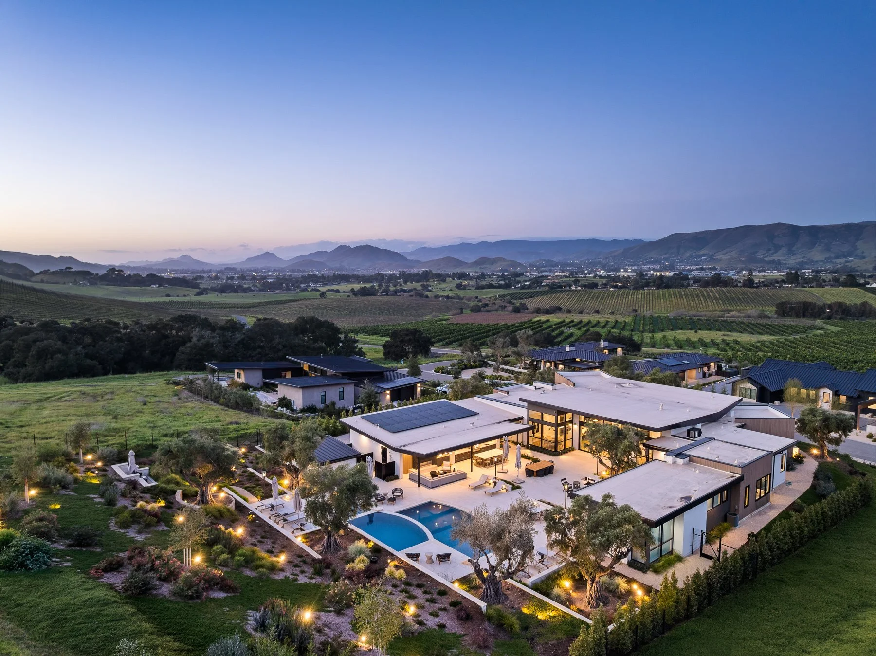 929 Via Del Vinedo-020-Edit-Edit.jpg