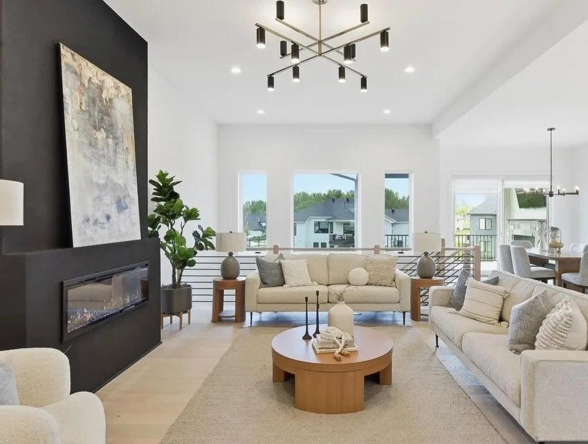 Good design deserves a good first impression. This gorgeous, new construction home has all the details. Thinking of selling? Let&rsquo;s talk about the power of staging and what it can do for you home.✨

#homestagingmagic #omahahomesforsale #omaharea