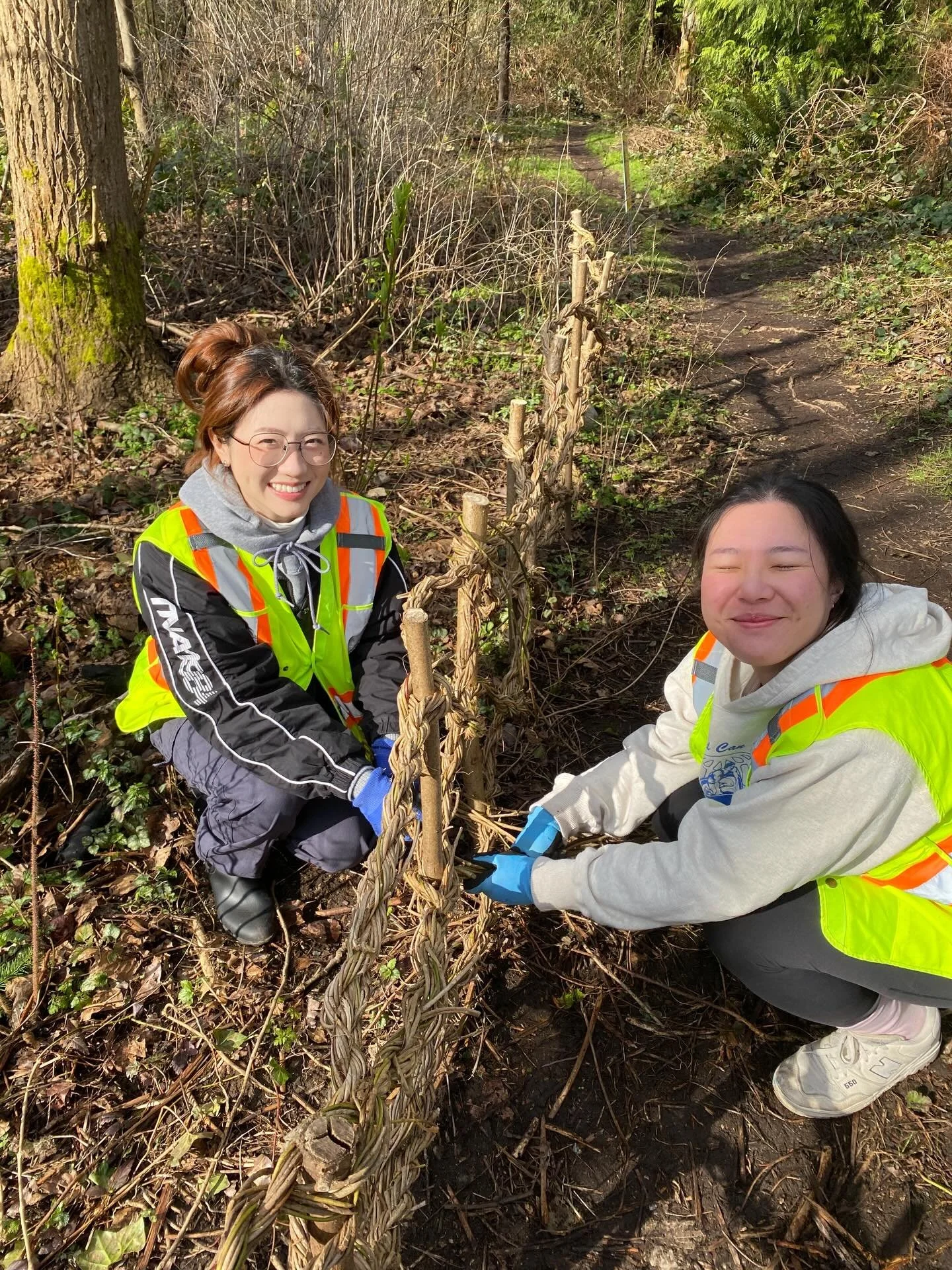Thank you to those who came out to our environmental stewardship session this Saturday! We put the finishing touches on our natural fence and removed invasive Himalayan Blackberry!

This fence is a beautiful example of cyclical restoration. With the 