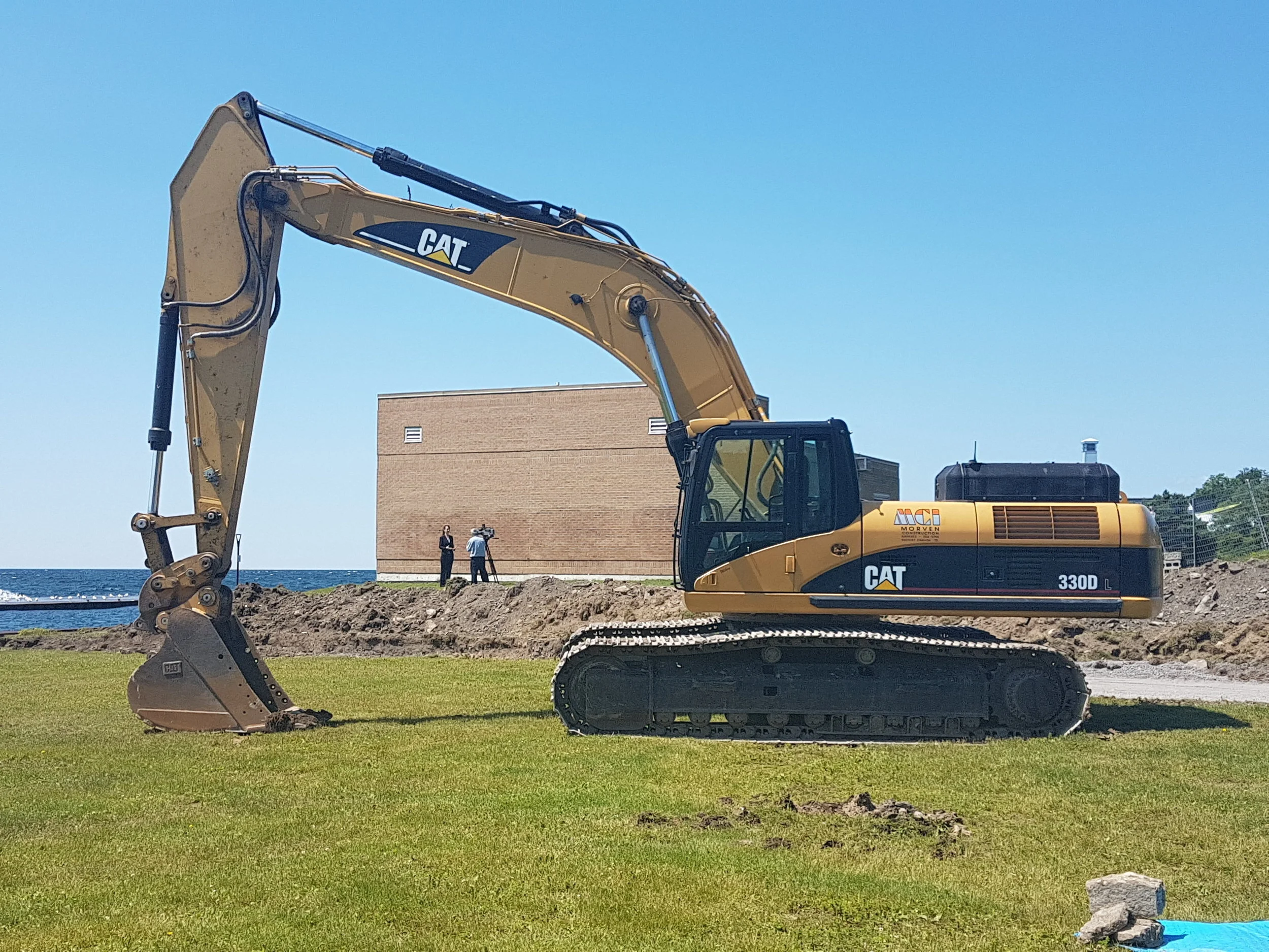 Ground breaks on $5.4 million waterfront park upgrade - Kingston Whig-Standard - June 28, 2017