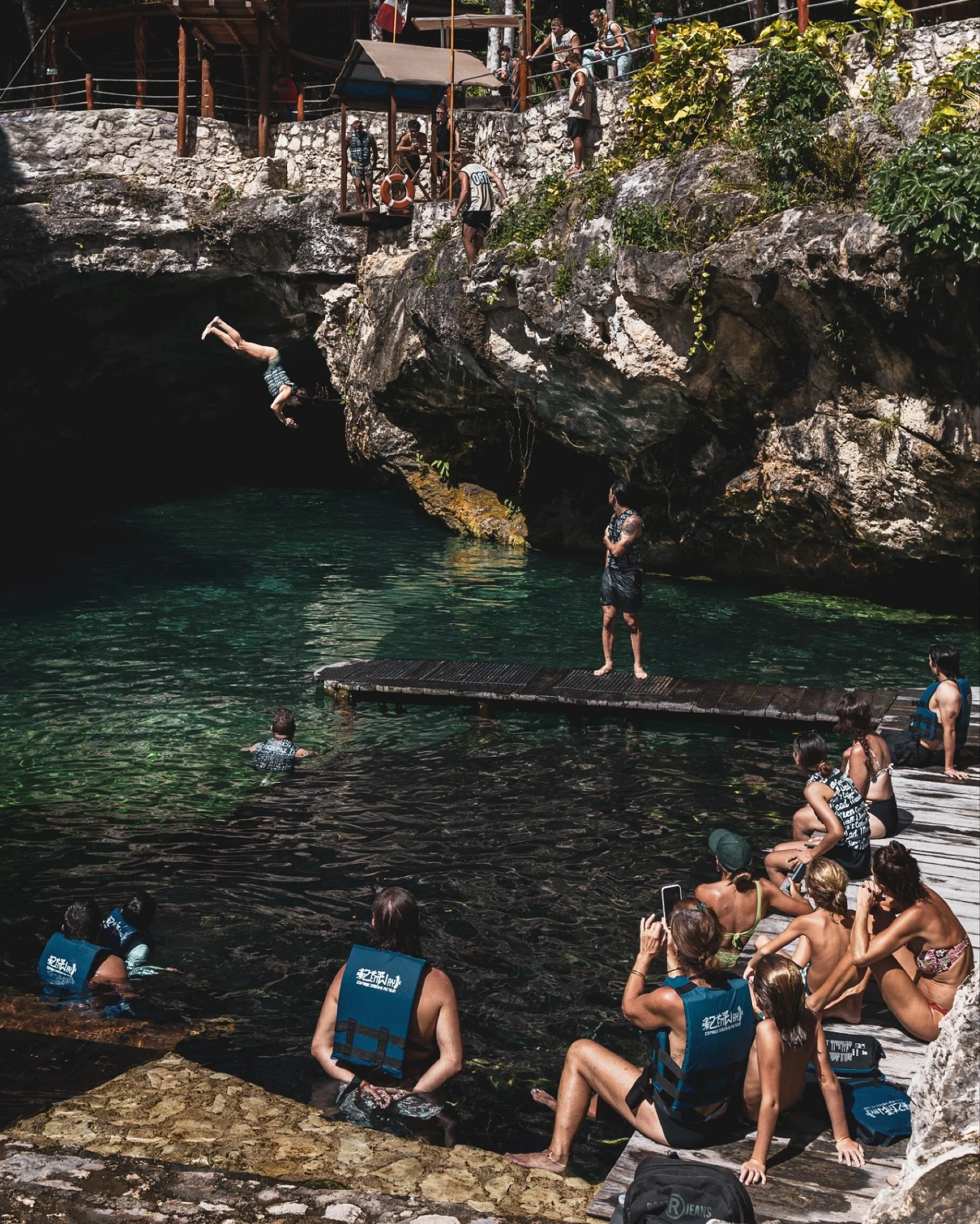 Cenote Dive, 2025

#cenote #tulum #cliffdiving