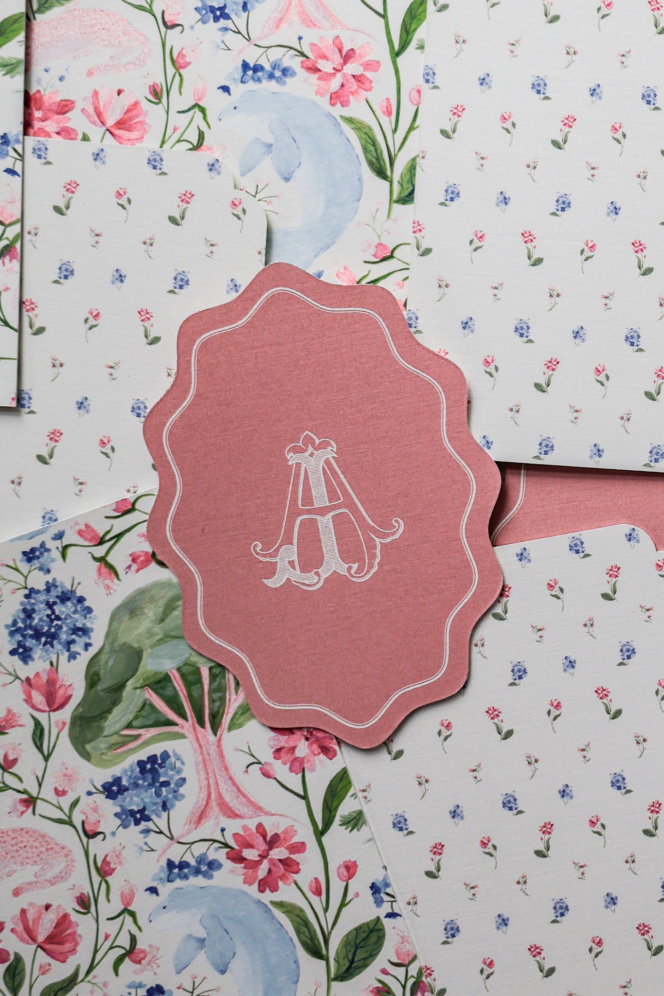 Inspired by Taylor &amp; Travis's Wedding? Here's How to Get a Custom Monogram of Your Own
