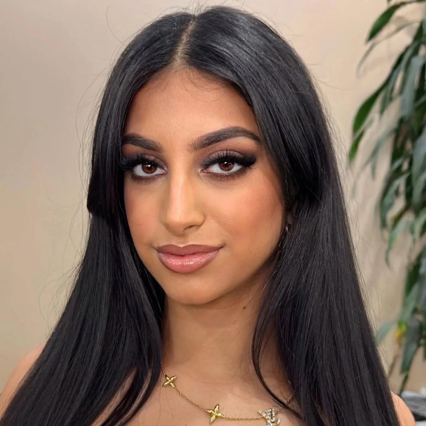 Full glam on this absolute stunner 🔥🔥

Looking for a Makeup Artist for your next event? Makeup bookings can be made online, if the date/time you are wanting is unavailable please get in touch. 

For all bridal makeup enquiries please send through a