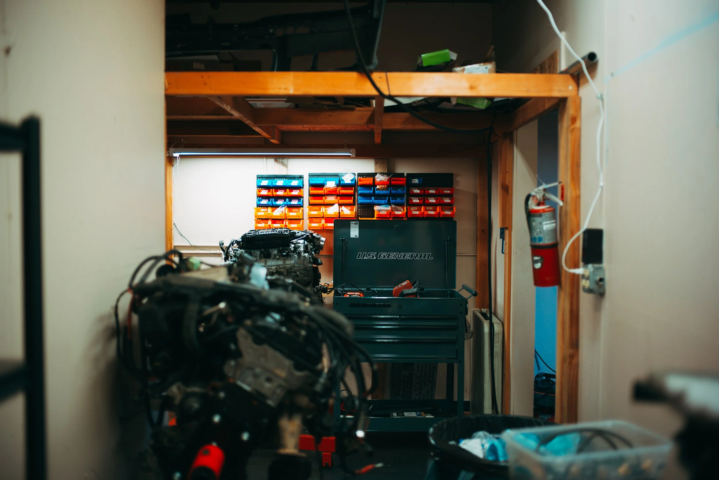 A small glimpse at the tools we use and the engines we work on