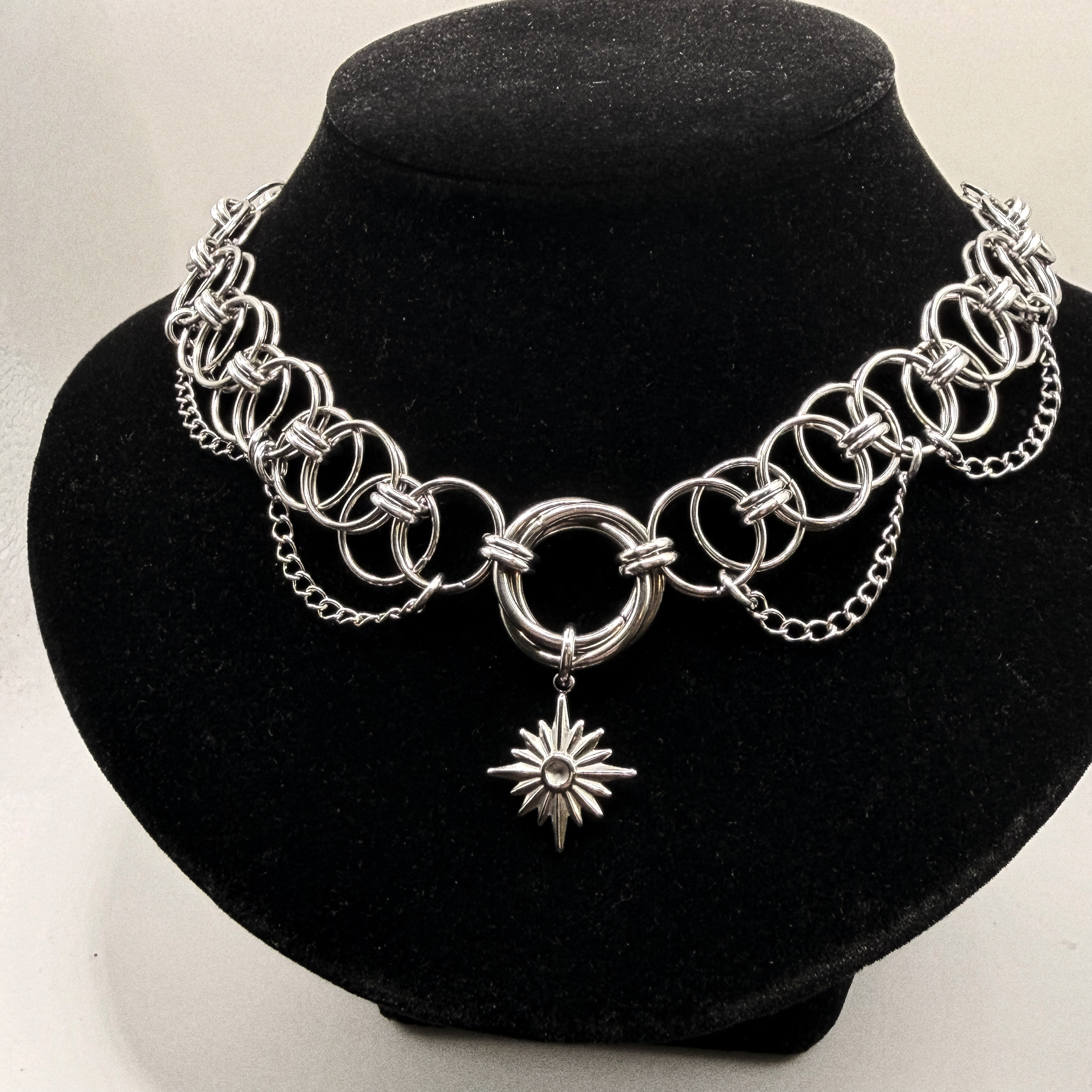 covet choker