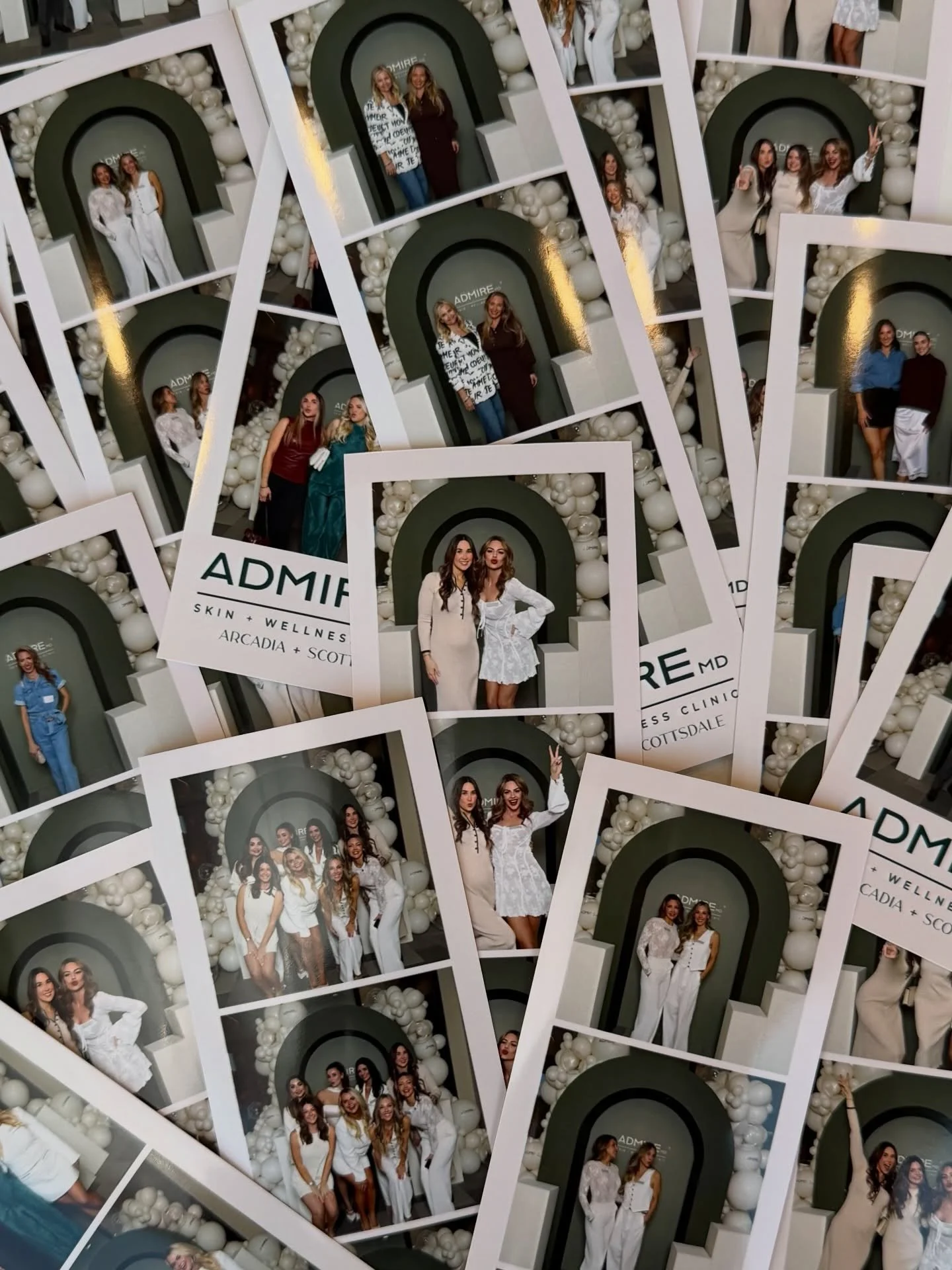 No two events are the same and that is exactly how we approach our photo booth designs. Every template, start screen and live gallery are built to match the look, feel, and brand of your event.

✨What we customize for every event:
&bull; Photo templa