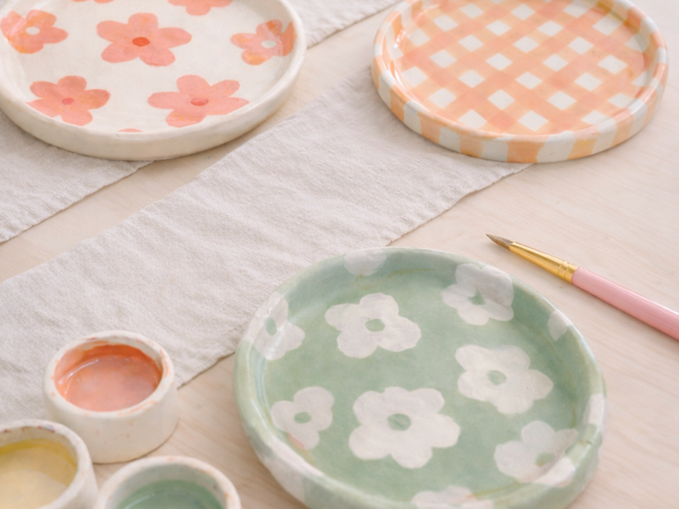 Kids Pottery Painting Art Class in Perth