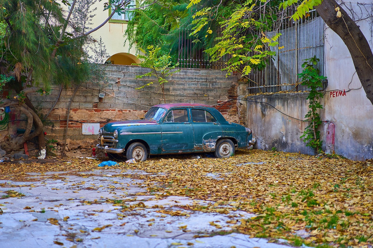 How to Get Rid of an Abandoned Vehicle Legally in Indiana