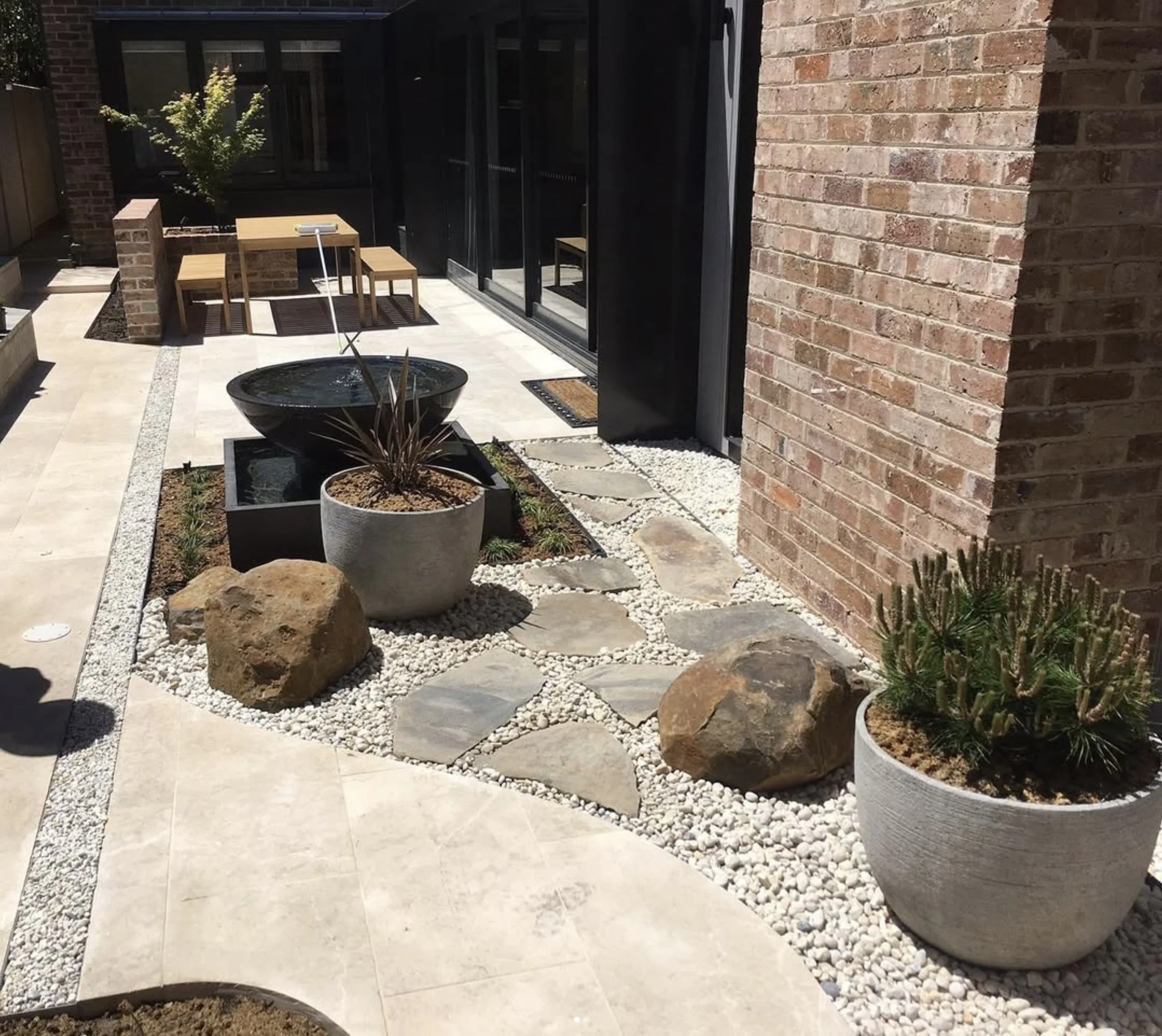 landscaping-orangensw-fountain.jpg