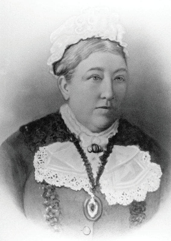 Sarah Small.png