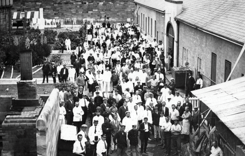 Berrima Gaol evening roll call of prisoners