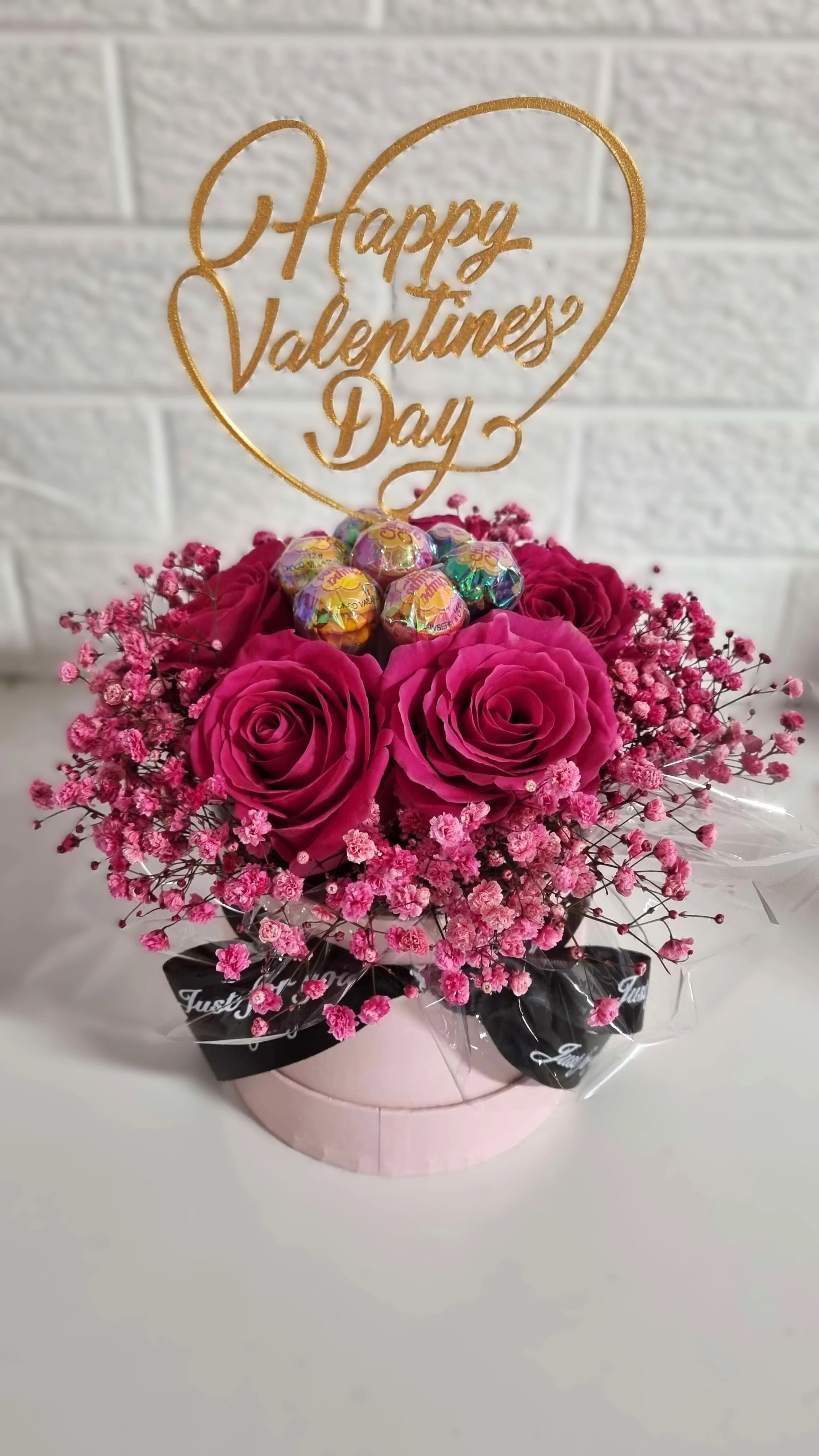 #VD27 Sweet Valentine Floral Surprise
