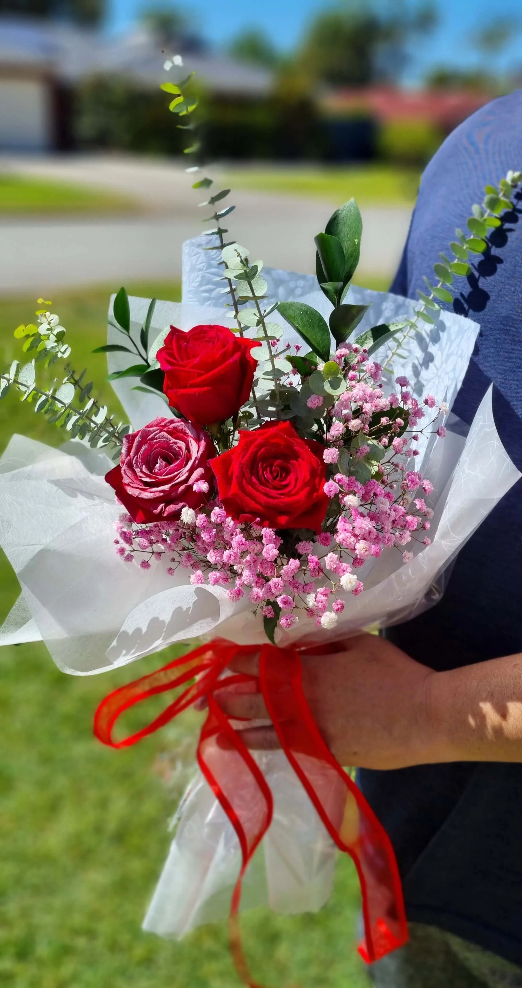 #LR43 Radiant Red Rose Bouquet
