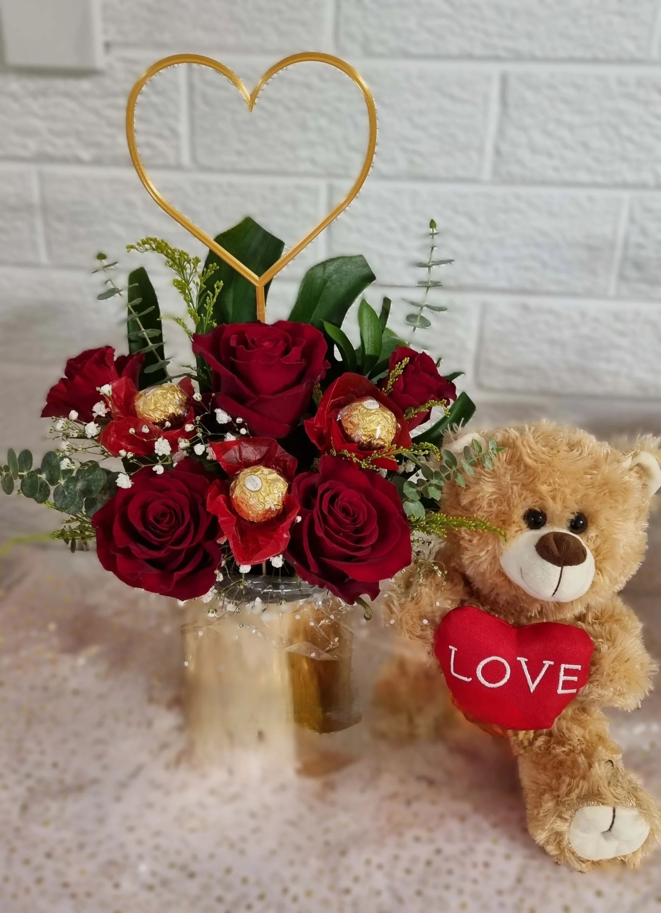 #VD16 Romantic Blooms gold pot & Teddy Set