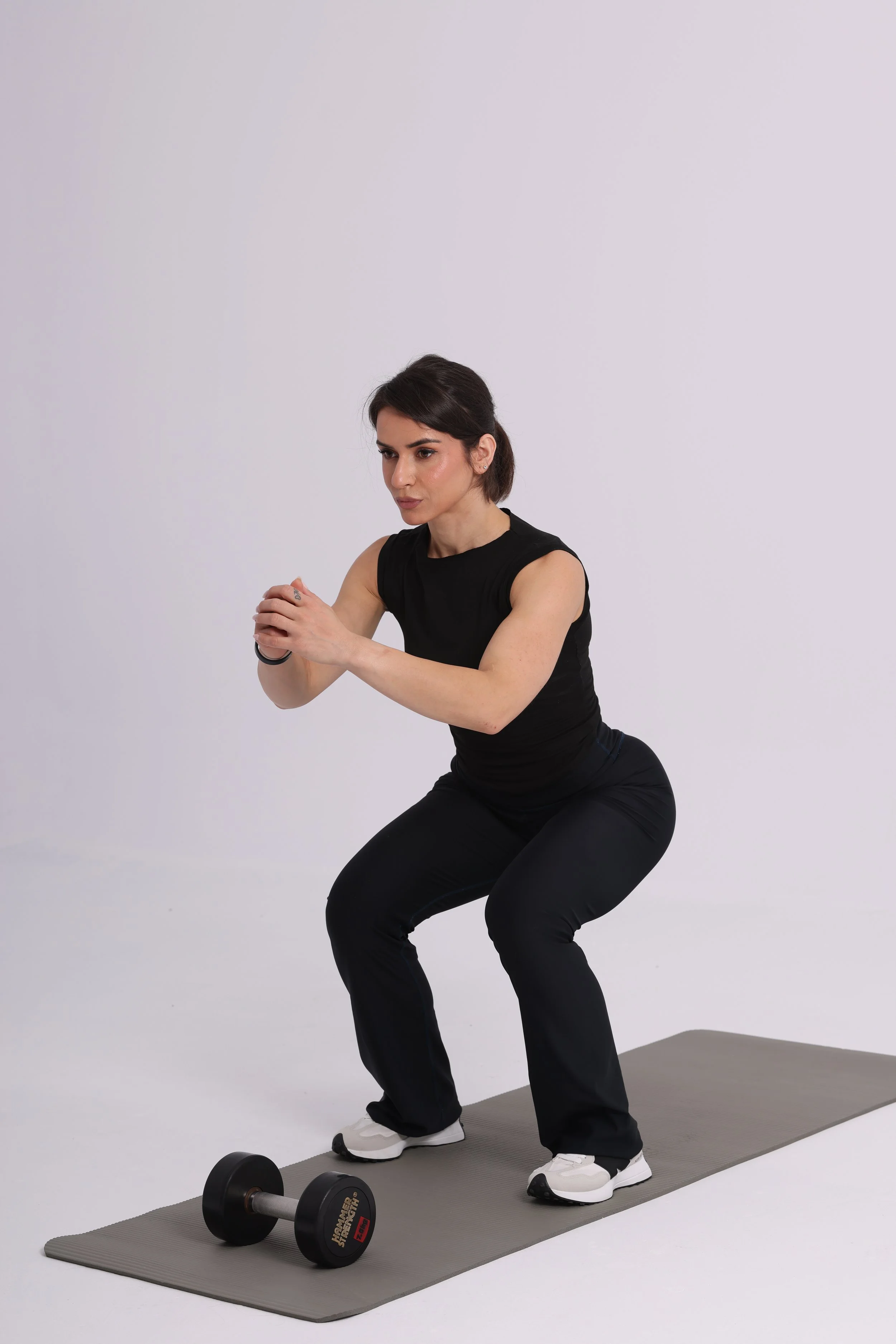 Lower Body Sculpt + Udhëzuesi i Nutricionit për Gratë