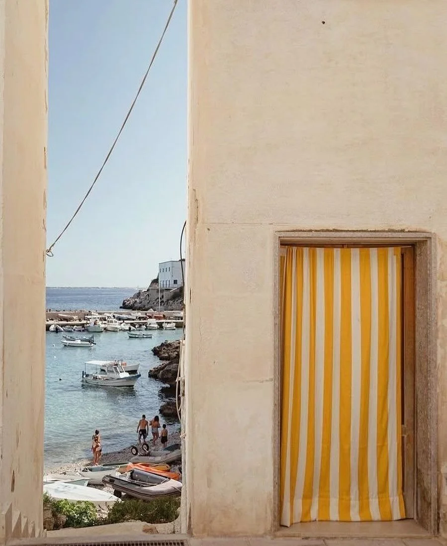 Hey travelers, digital nomads and those abroad ✨ Finding a therapist can feel impossible while you&rsquo;re away from home. Goldie specializes in therapy just for you, wherever you are. DM us or check out our website!