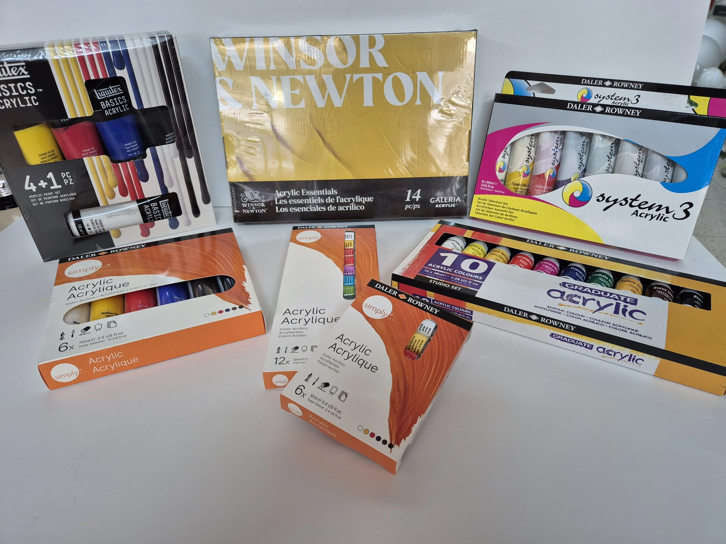 Acrylic sets Winsor & Newton, Daler Rowney, Liquitex in different sizes and quanitites