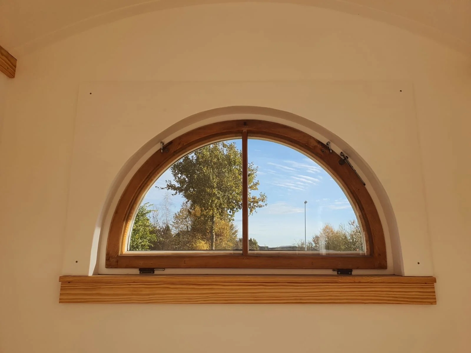 PHOTO-2025-11-26-19-15-43 7.jpg