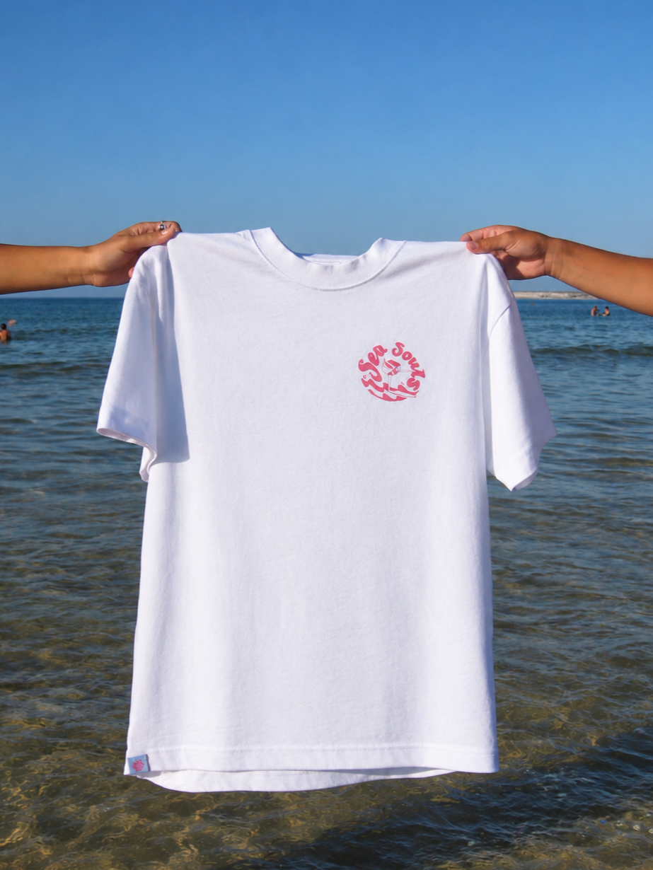 T-shirt+Sea+Souls+na+praia.png
