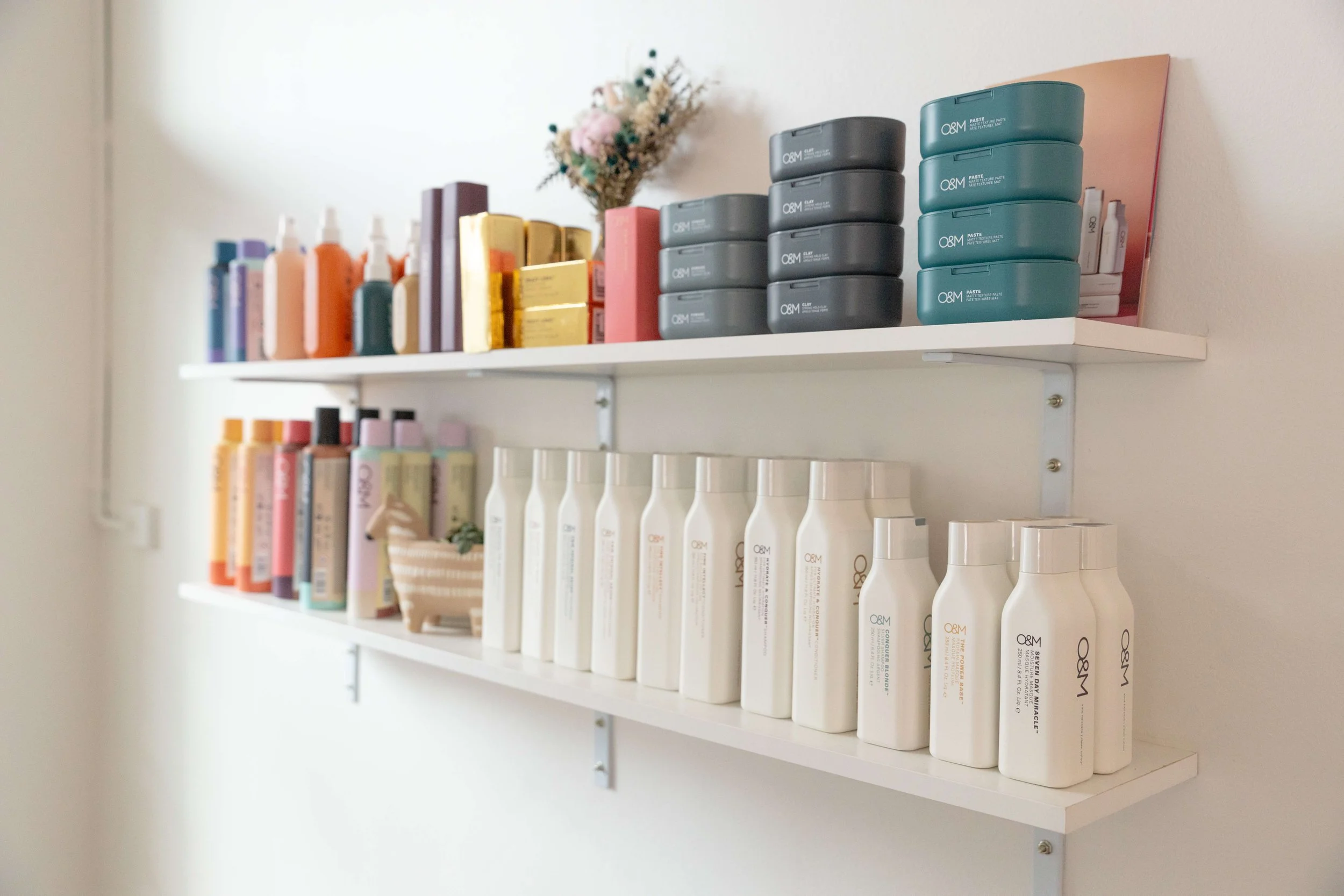 Hair salon that uses O&M (Original Mineral) products in Dee Why on the Northern Beaches of Sydney.