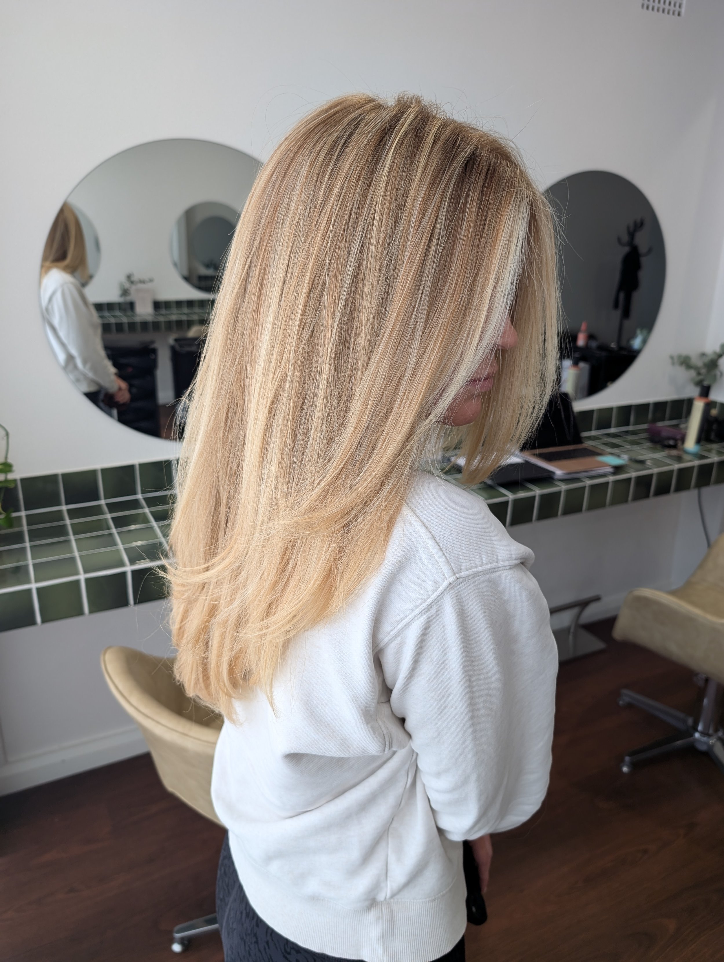 Balayage blonde hair salon based in Dee Why on the Northern Beaches of Sydney.