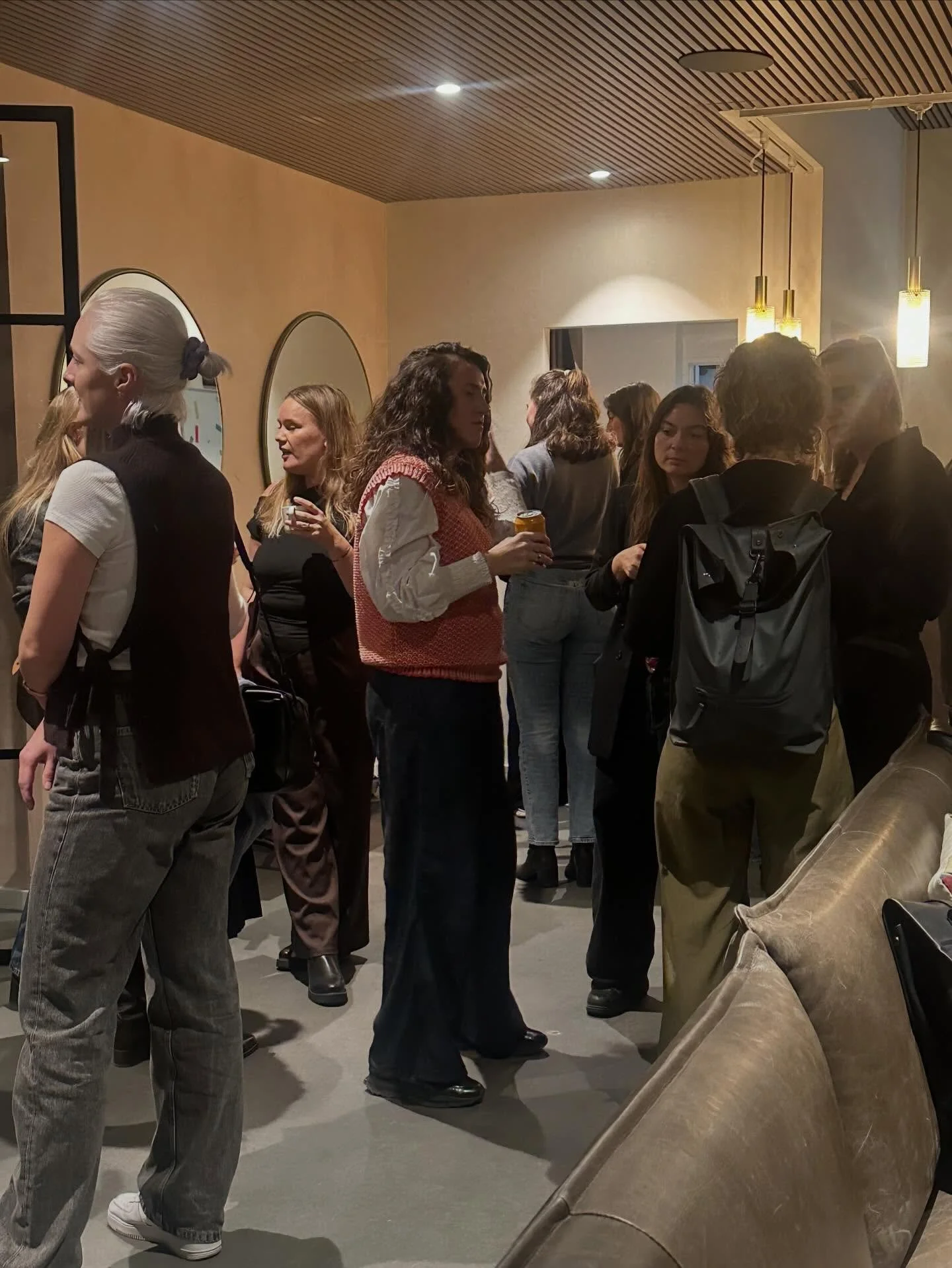 Torsdag tog vi forbi eventet hos @womenofsaas og @mouseflow - og wow, hvor er det fedt at v&aelig;re i rum med mennesker, der bygger, deler og n&oslash;rder (p&aring; den gode m&aring;de). 💻✨ Og det skadede bestemt ikke, at @sohodk satte de mest van