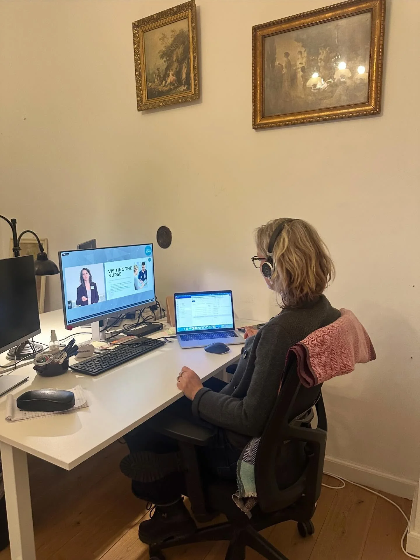 Vi n&aelig;rmer os jul, og hverdagen k&oslash;rer stadig p&aring; fuldt blus med tests, sm&aring; tweaks og onboarding. 🔧📱
Midt i det tog vi os tid til lanceringen af #CharterforWomensHealth2040.

For n&aring;r der bliver sat en f&aelig;lles retnin