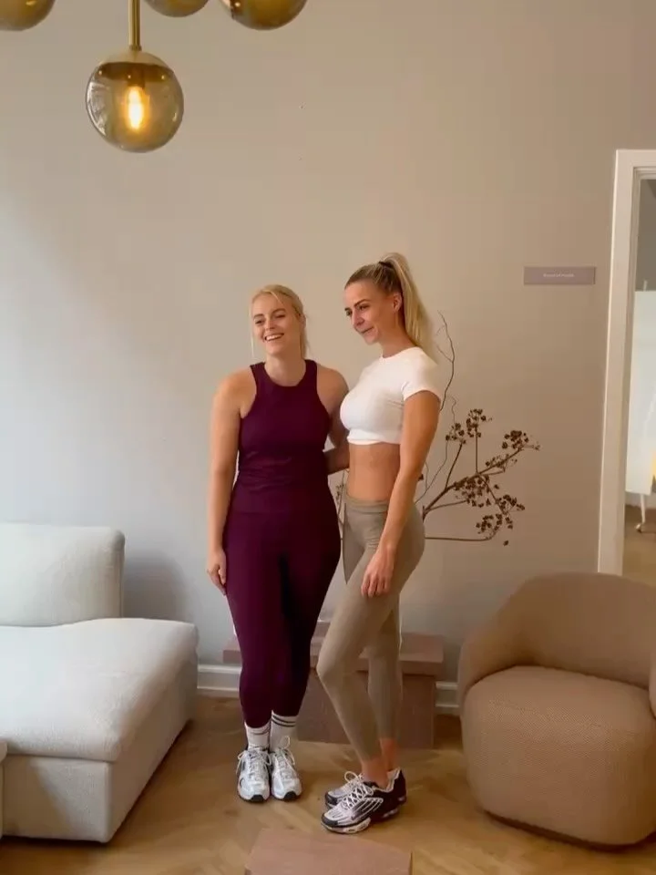 Et lille tilbageblik p&aring; &aring;ret, der gik.

&Aring;ret b&oslash;d blandt andet p&aring; vores event hos @thesocialhousecph, @elinedamsgaard og @sopfie_soendergaard stod for tr&aelig;ningen. 🤩

De to stod ikke bare for tr&aelig;ningen - de sa