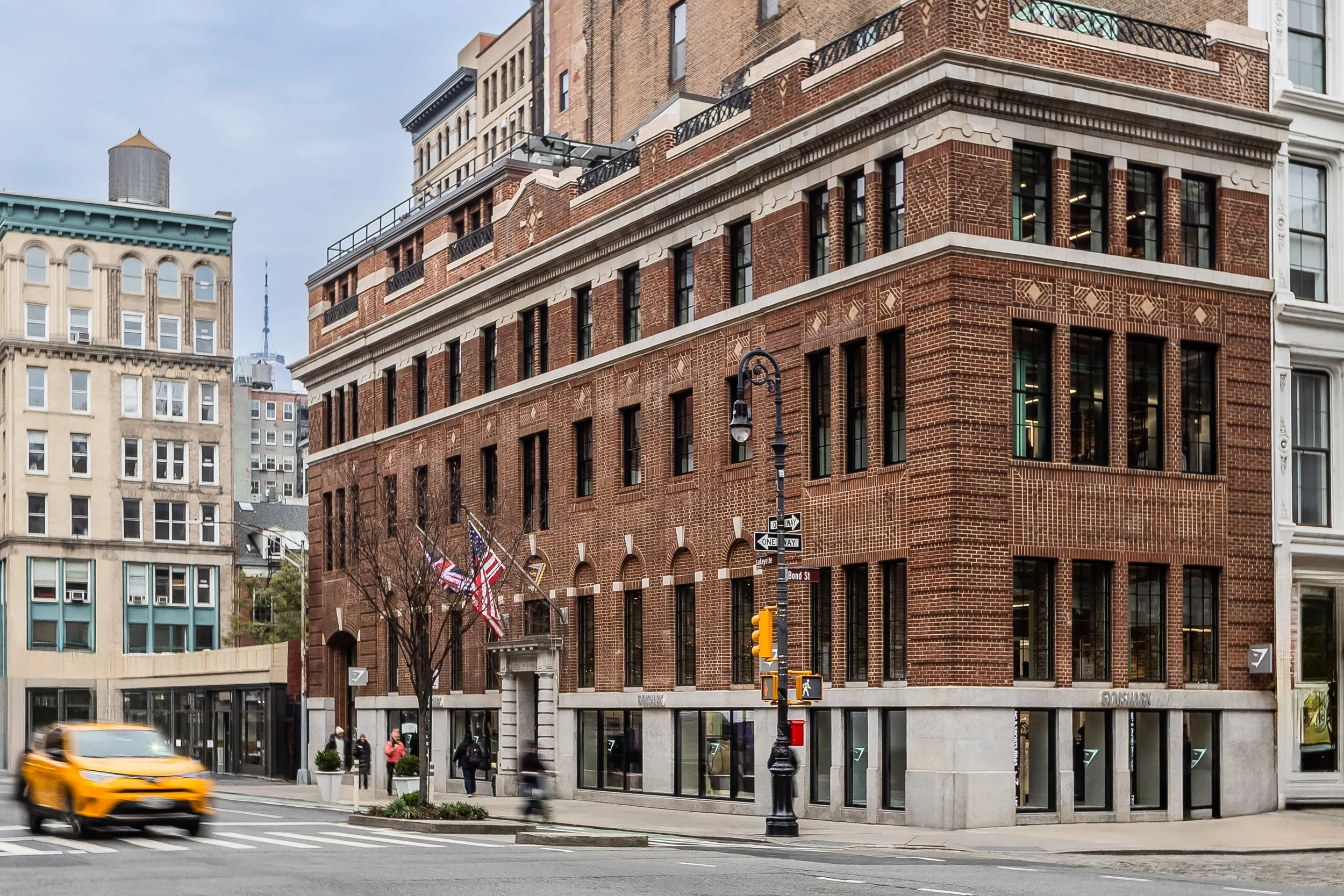 1-Gymshark-Bond-Street-New-York-City-CREDIT-@TDM.SPACE-WEB.jpg