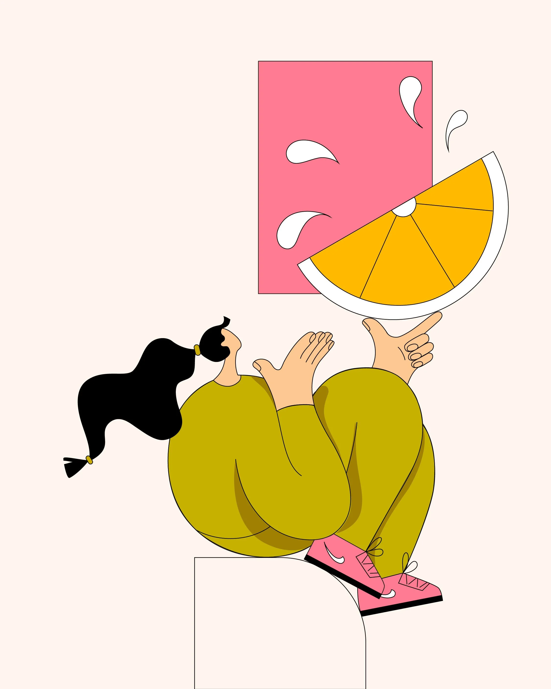 Ein Mädchen mit schwarzen Haaren sitzt mit geschlossenen Augen und hält ihre Hände vor das Gesicht, während eine große Hand eine orangefarbene Zitrusfrucht und ein kleines rosa Sportschuh hält.