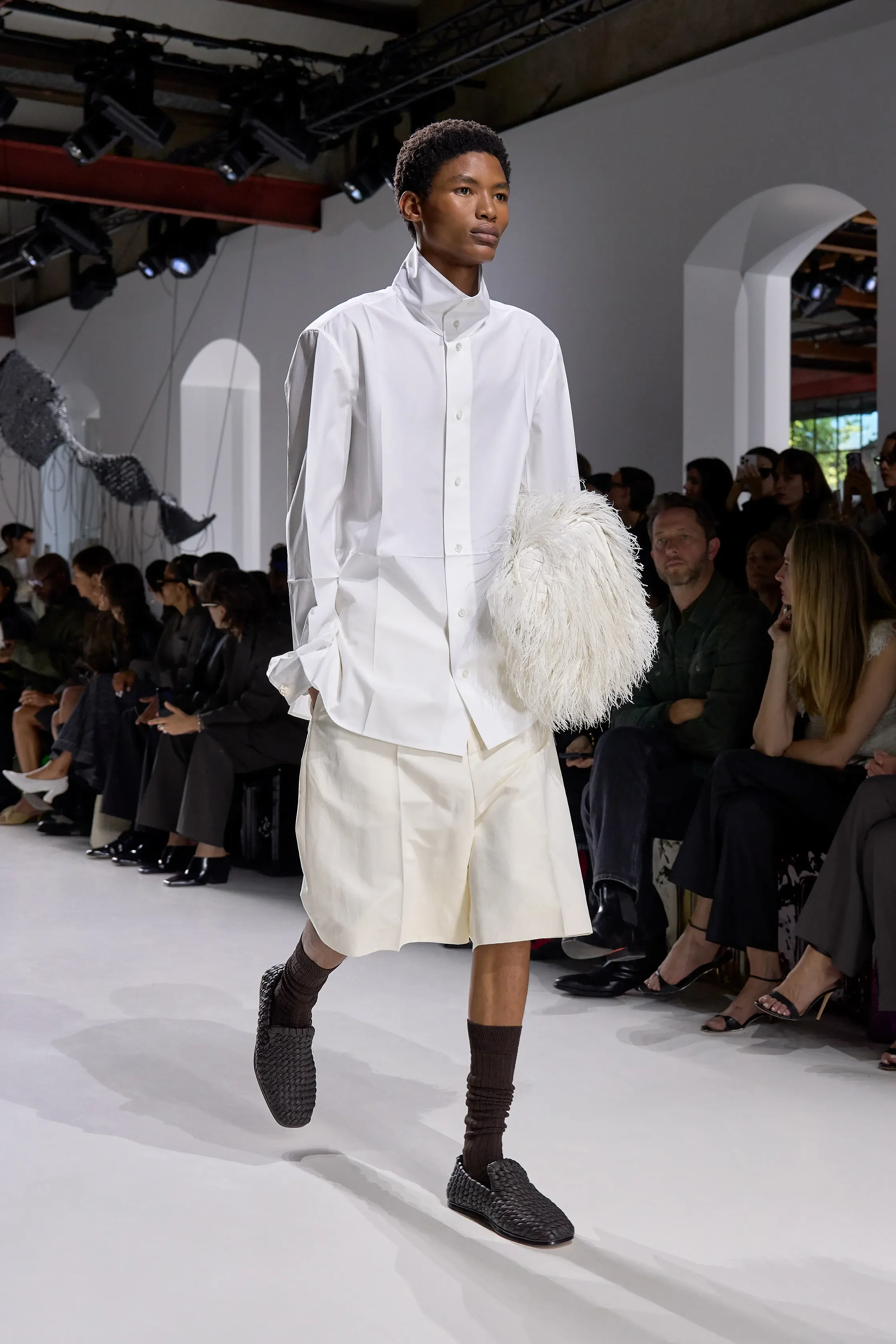 00008-bottega-veneta-spring-2026-ready-to-wear-credit-gorunway.webp