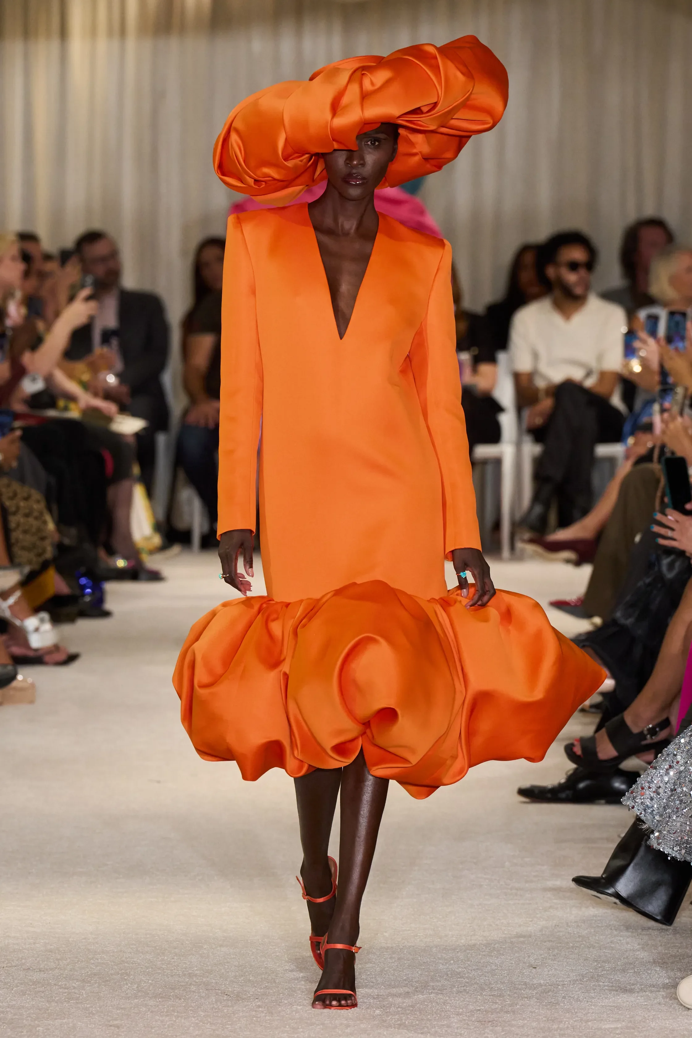 00056-christian-siriano-spring-2026-ready-to-wear-credit-gorunway.webp