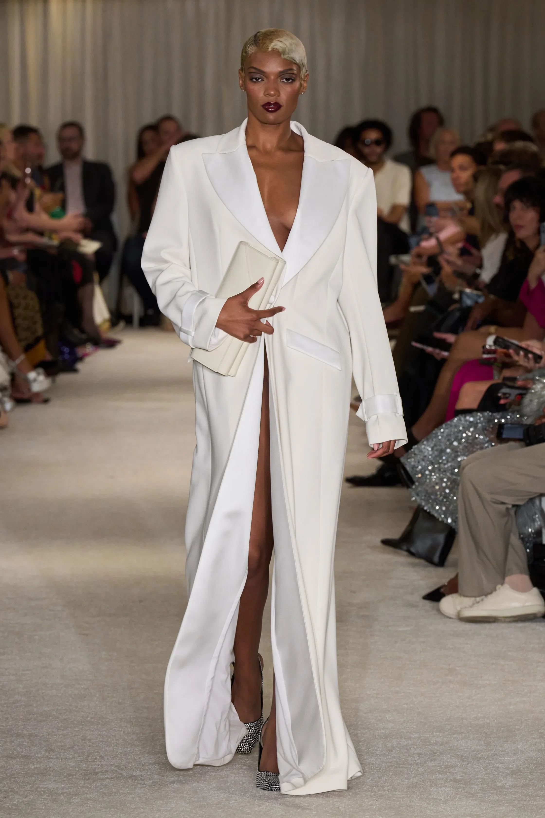 00048-christian-siriano-spring-2026-ready-to-wear-credit-gorunway.webp