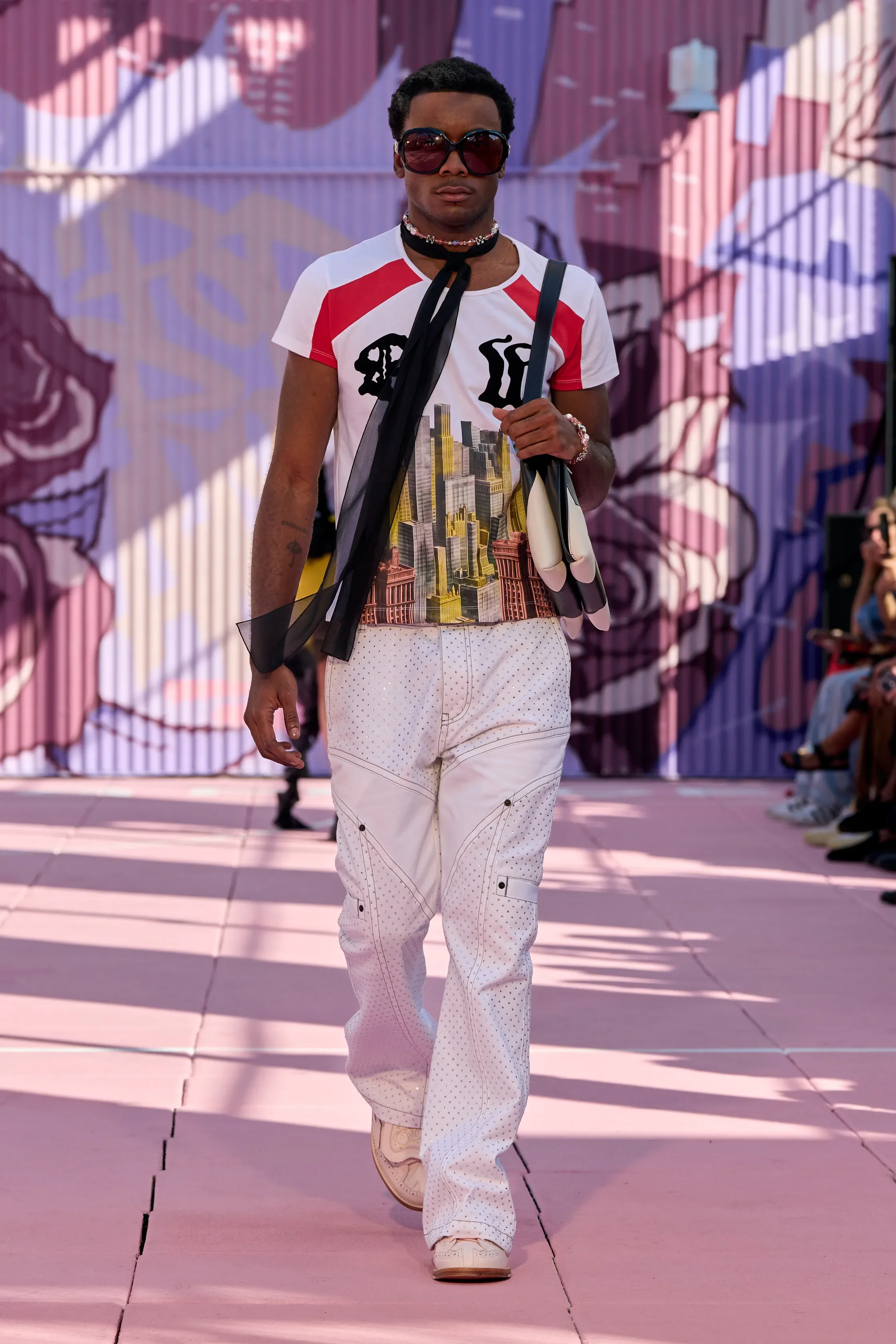 00039-off-white-spring-2026-ready-to-wear-credit-gorunway.webp