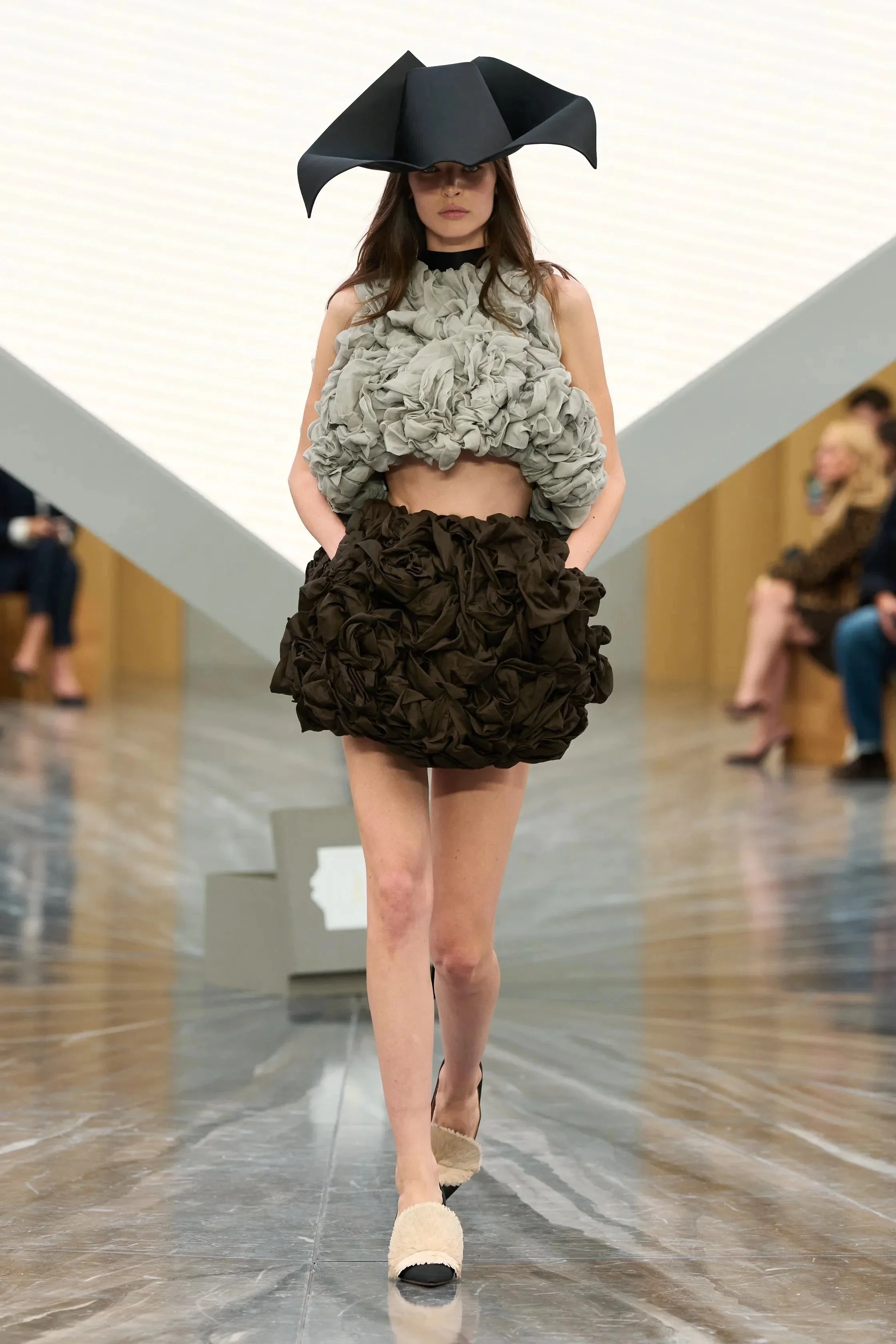 Paris Fashion Week SS26: Highlight Shows