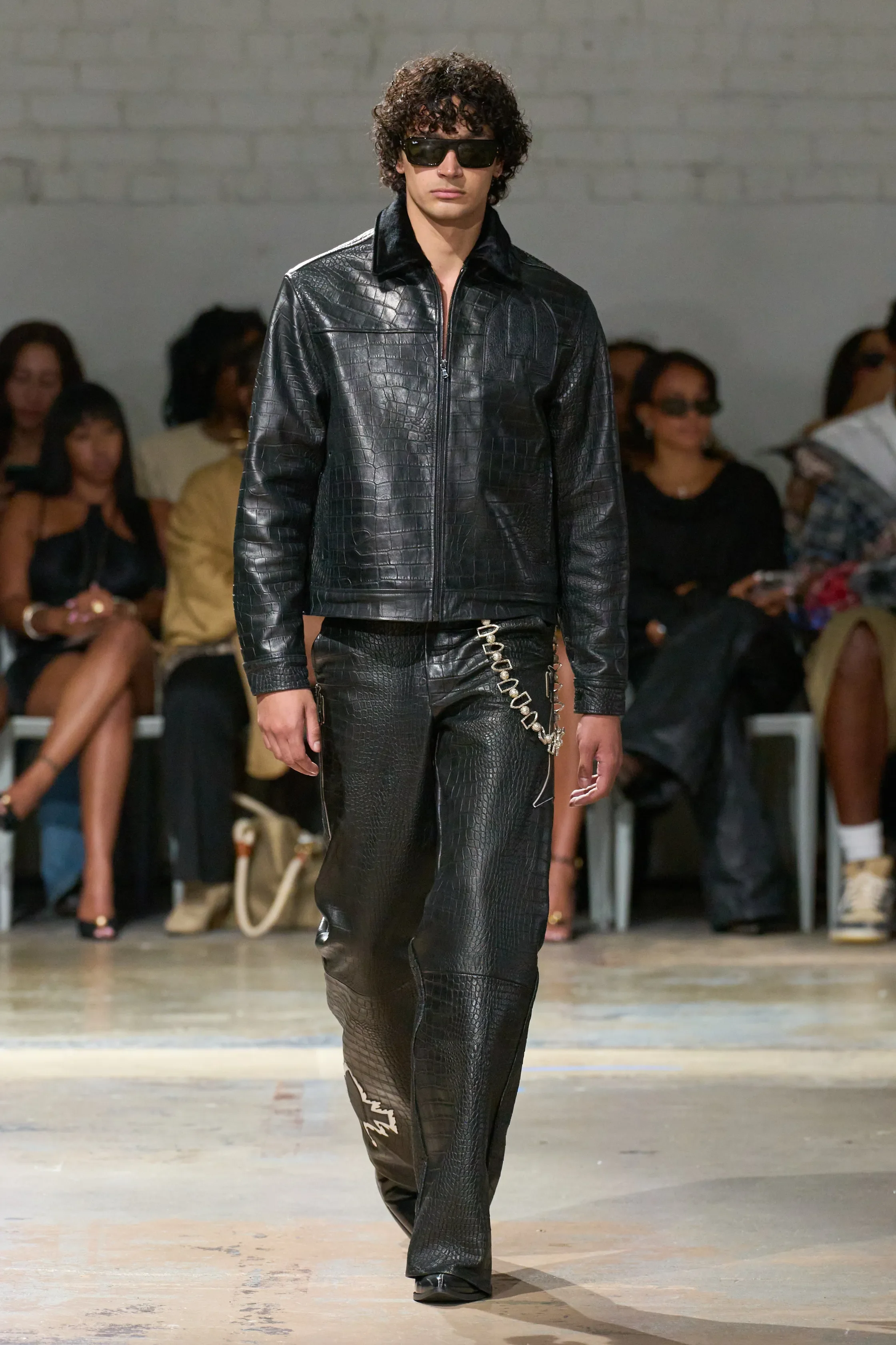 00017-who-decides-war-spring-2026-ready-to-wear-credit-gorunway.webp