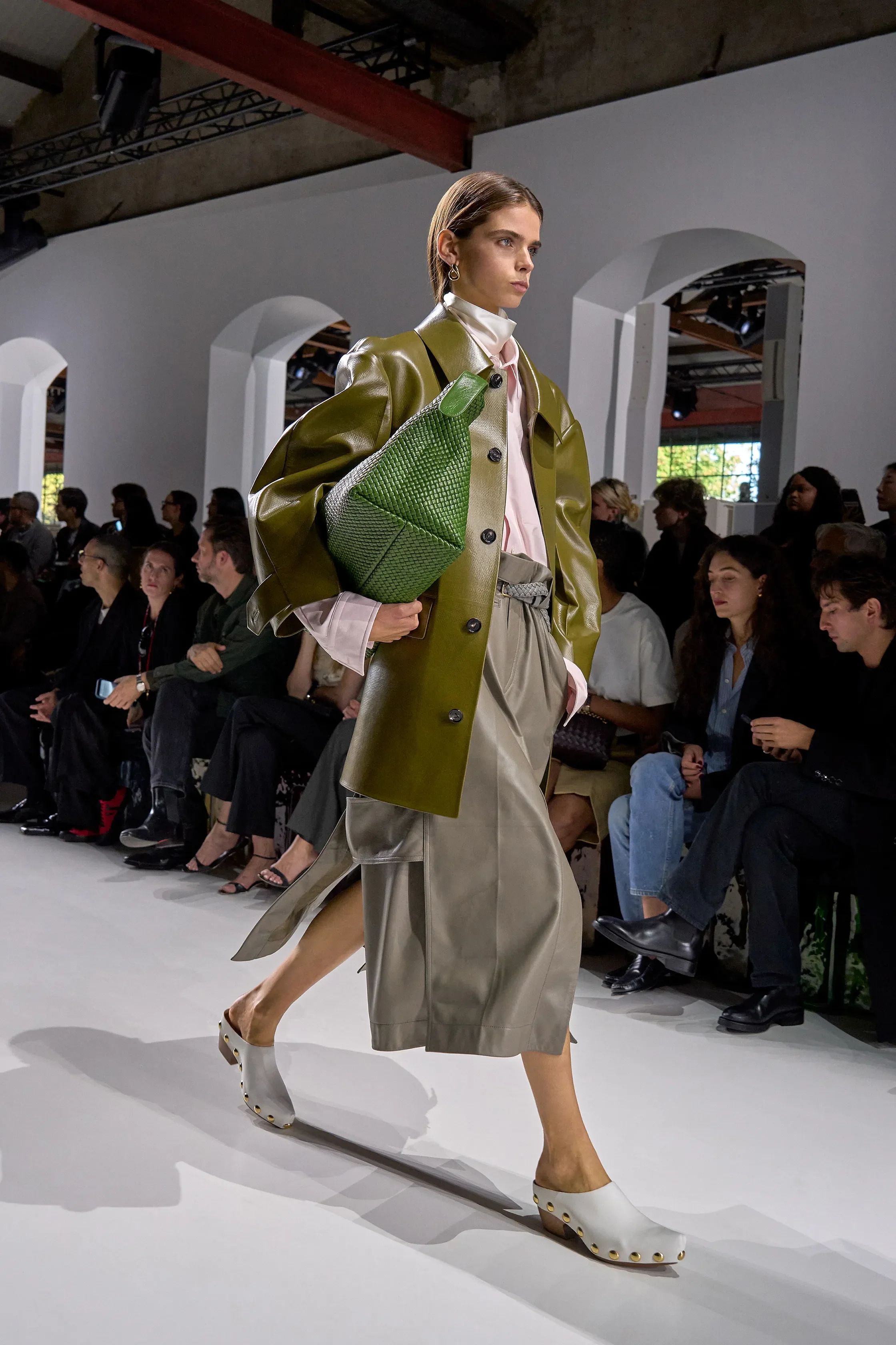 00045-bottega-veneta-spring-2026-ready-to-wear-credit-gorunway.webp