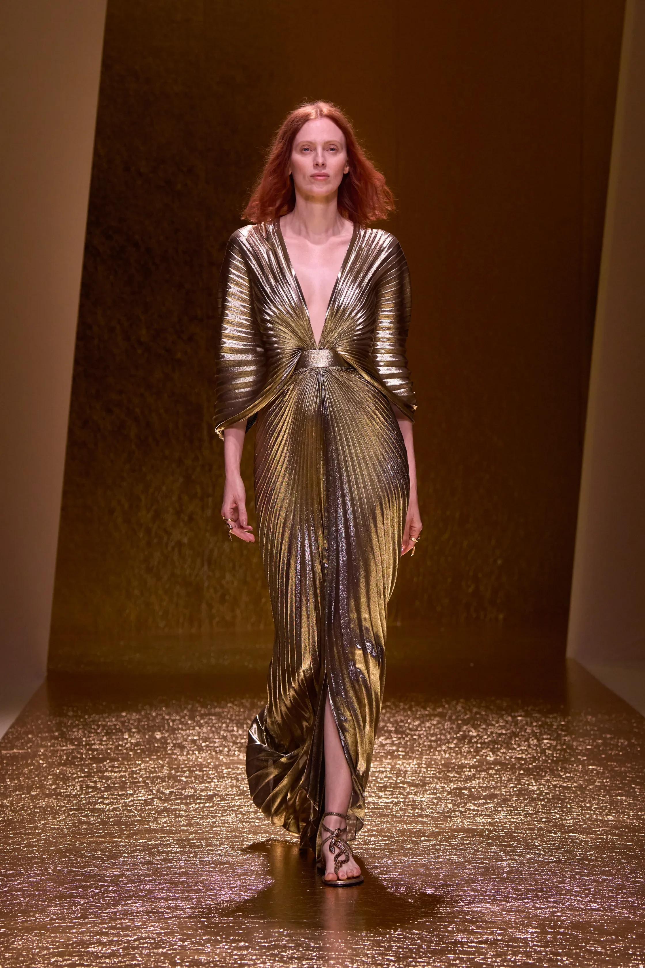 00001-roberto-cavalli-spring-2026-ready-to-wear-credit-gorunway.webp