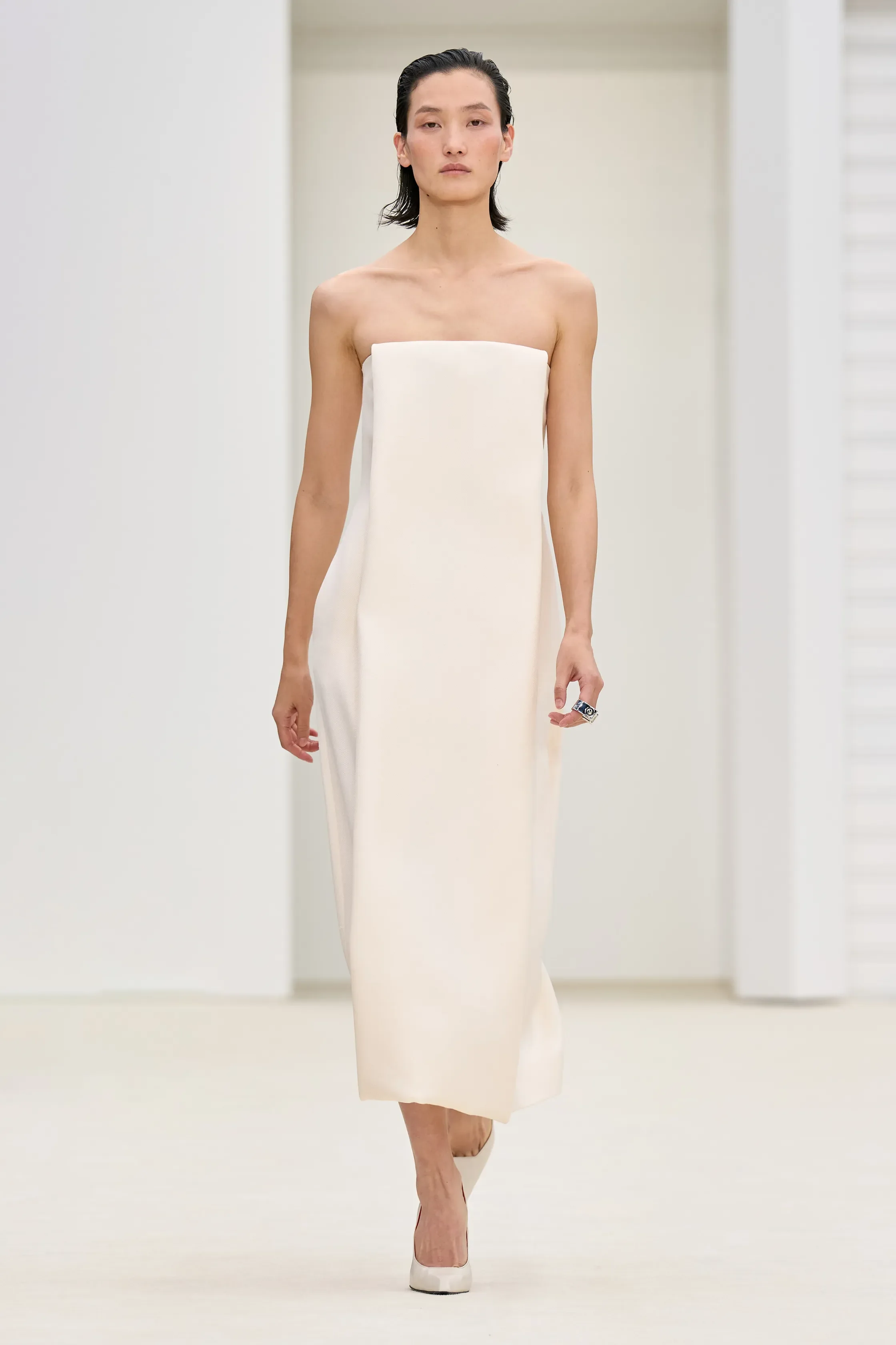 00005-ferrari-spring-2026-ready-to-wear-credit-gorunway.webp