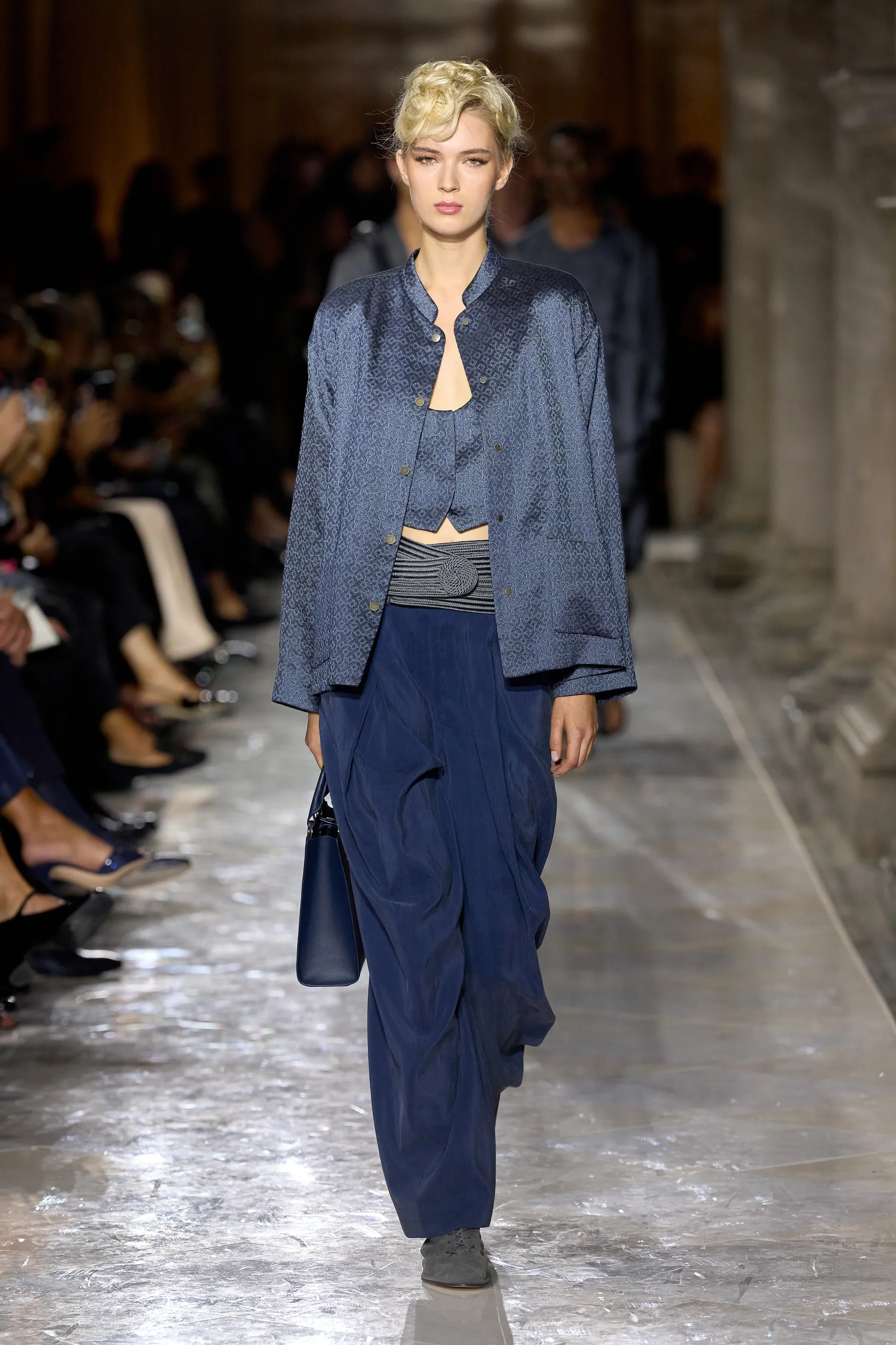 00036-giorgio-armani-spring-2026-ready-to-wear-credit-gorunway.webp
