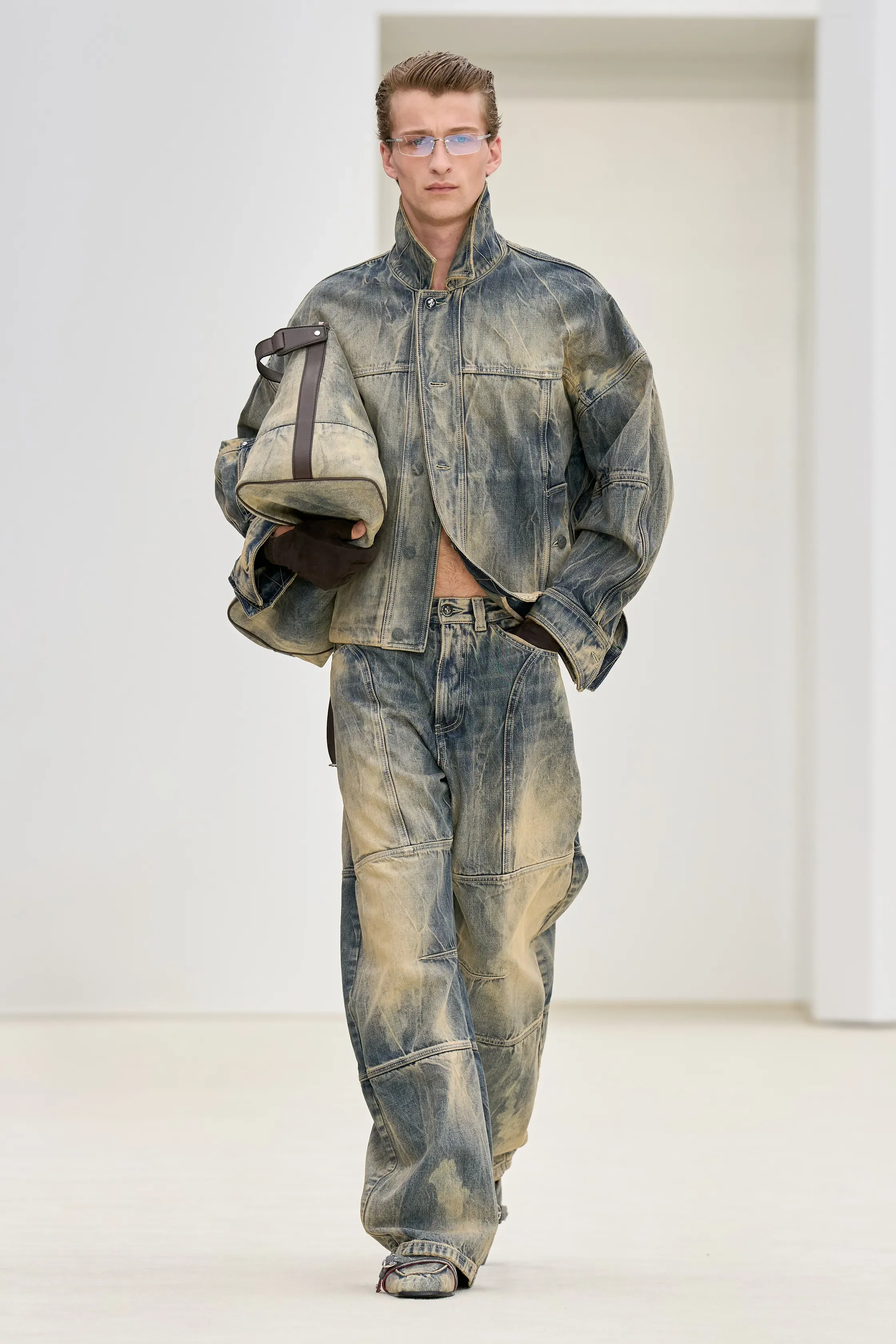00024-ferrari-spring-2026-ready-to-wear-credit-gorunway.webp