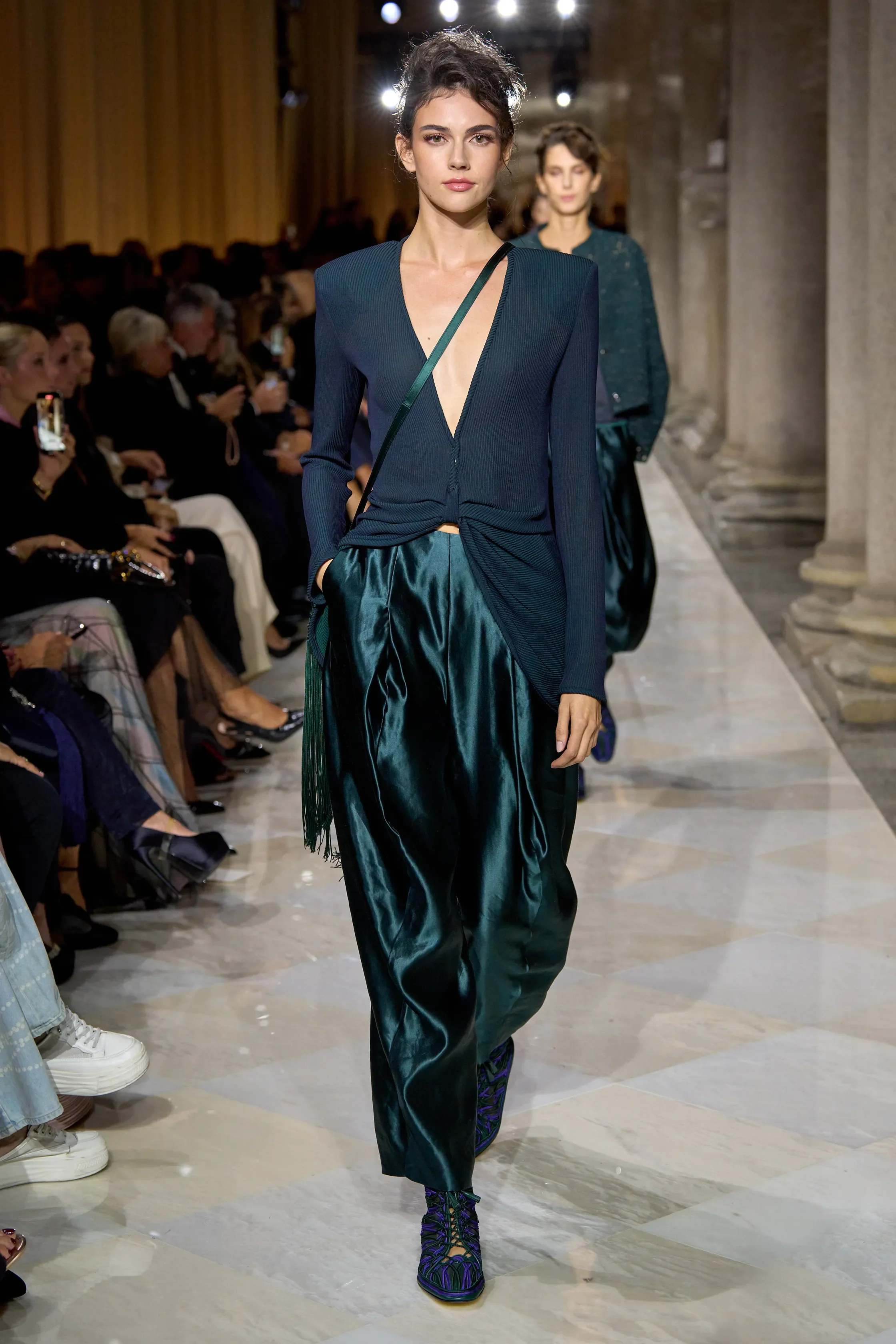 00051-giorgio-armani-spring-2026-ready-to-wear-credit-gorunway.webp